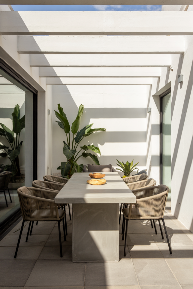 Picture of Minimalist Garden Furniture - Outdoor Furniture - Minimal & Modern