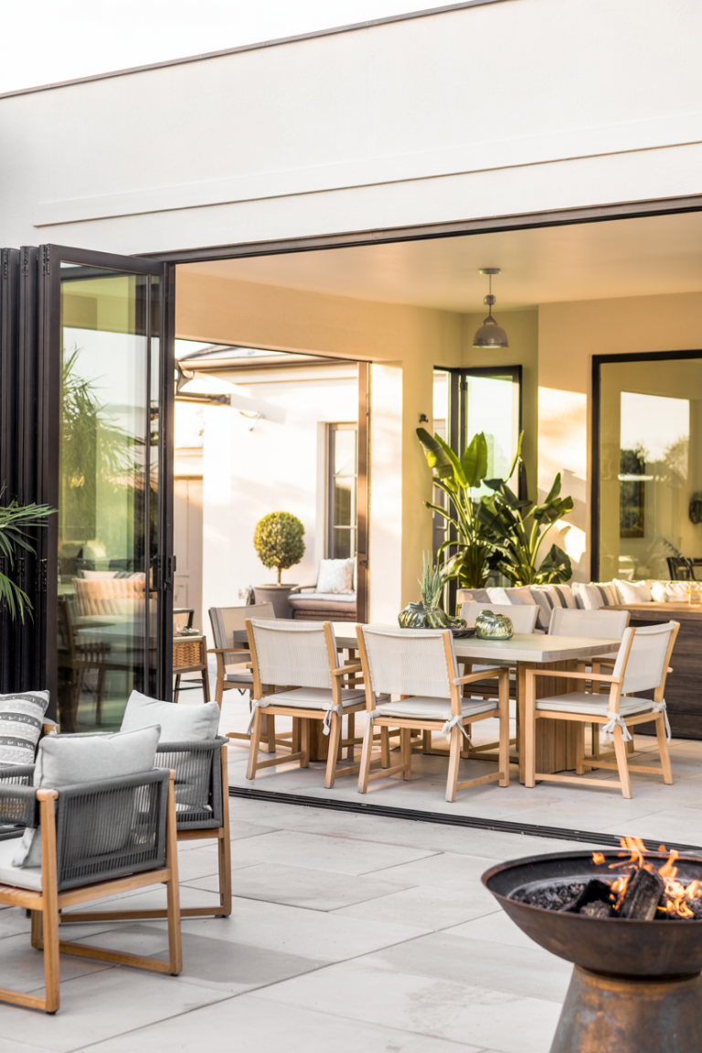 44 Outdoor Dining Area Ideas for Patios, Pergolas, Small Spaces, and ...
