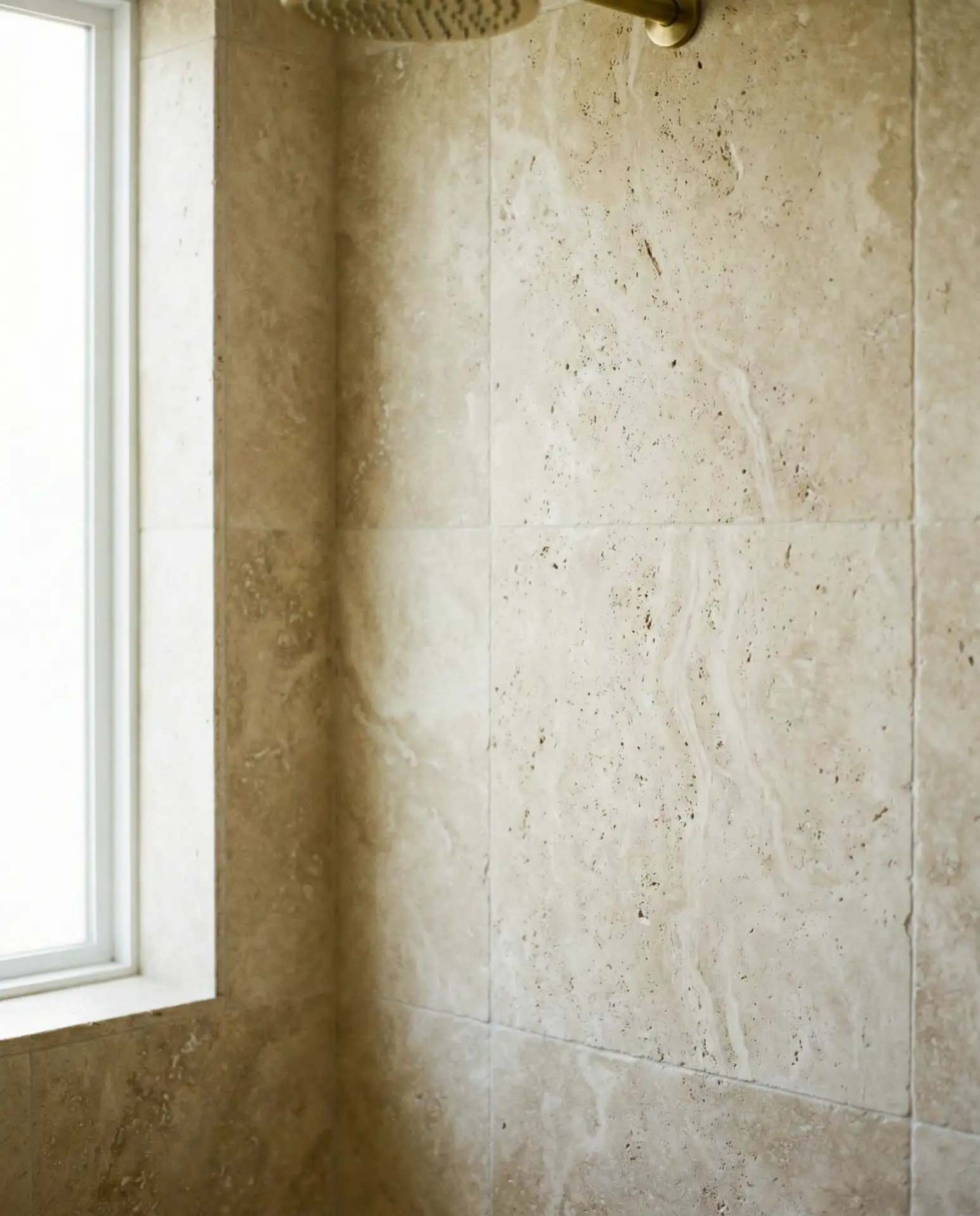 Beige Travertine for Warm Traditional Style 2