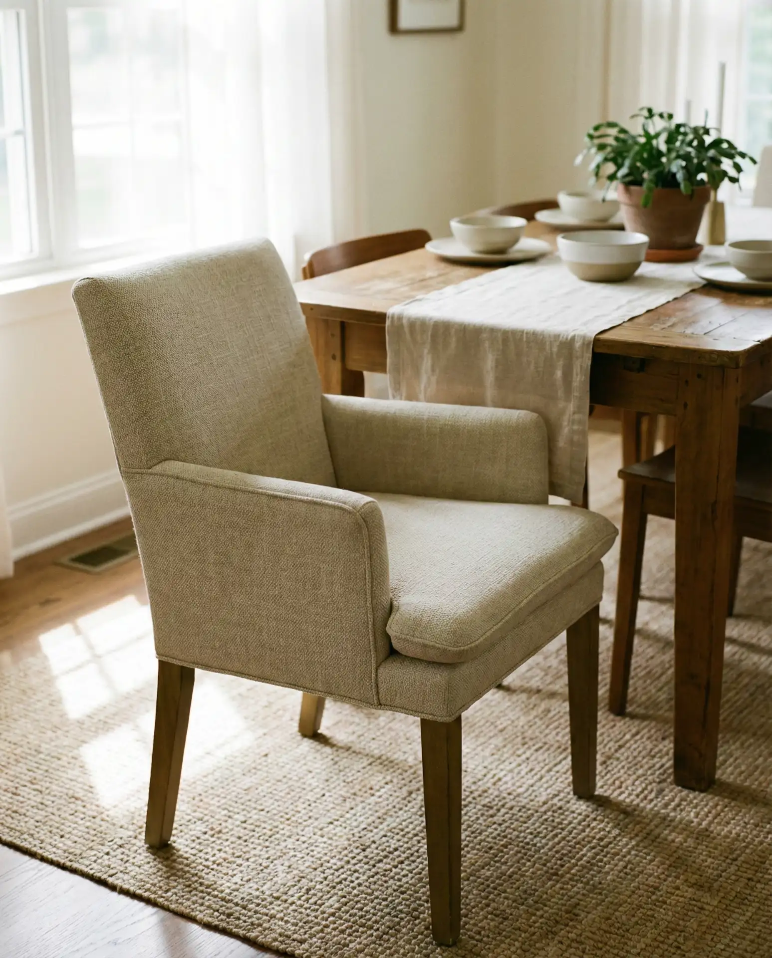 Comfortable Dining Chairs with Ergonomic Design 2