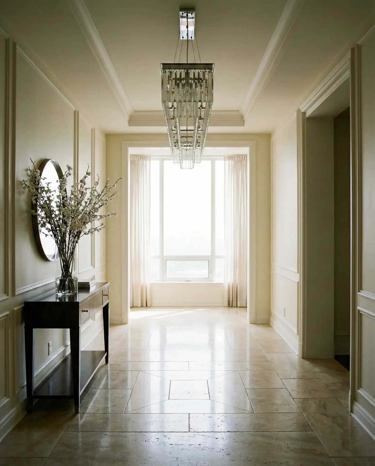 Crystal Chandeliers for Grand Entrances 2