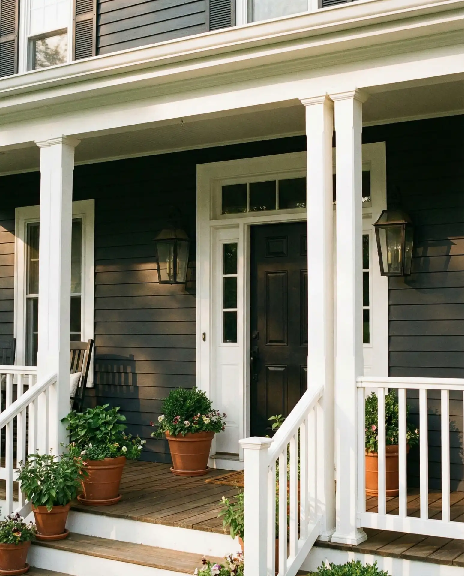 Deep Charcoal with Sherwin Williams Iron Ore 2