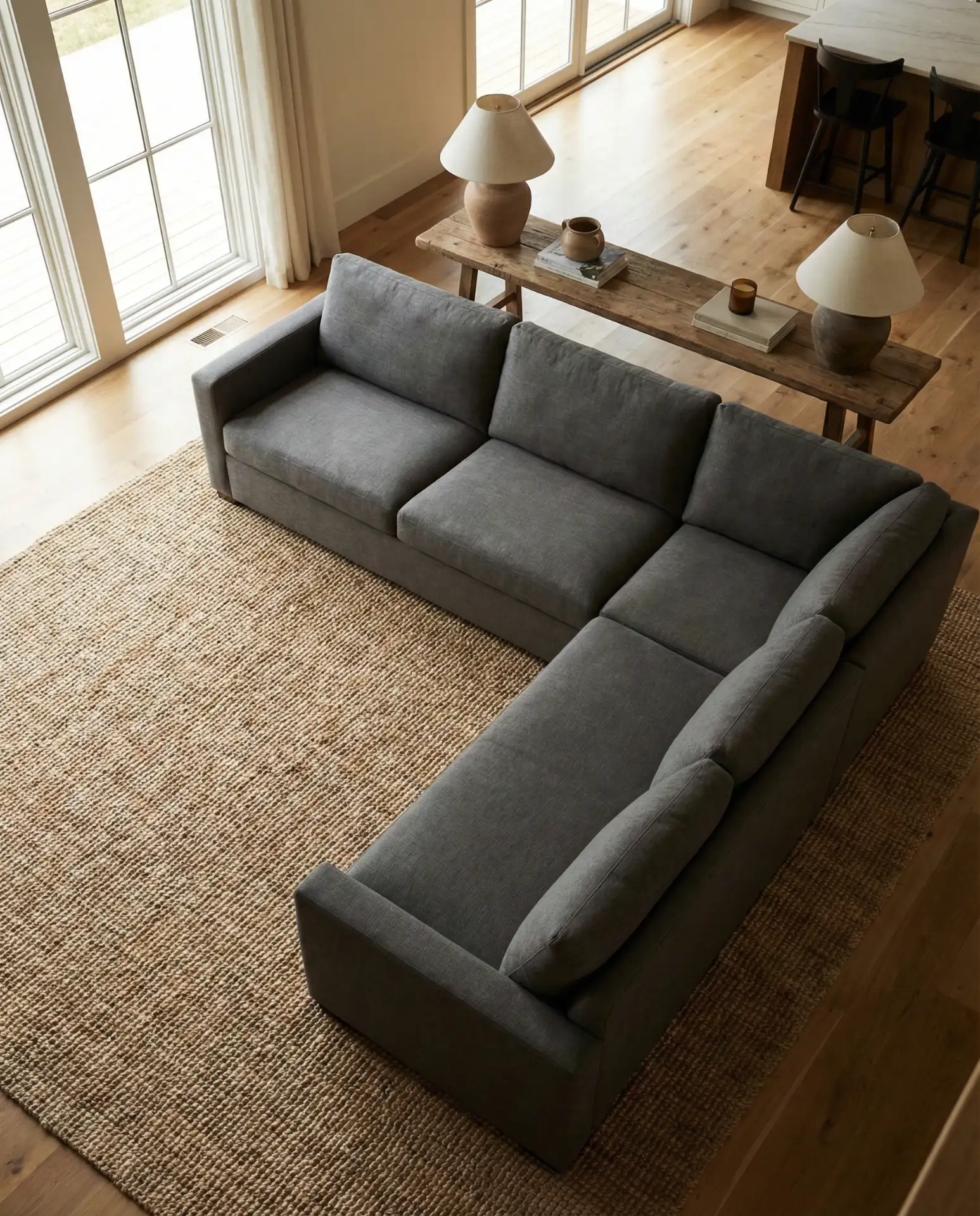 Open L-Shape Layout with Floating Placement 1