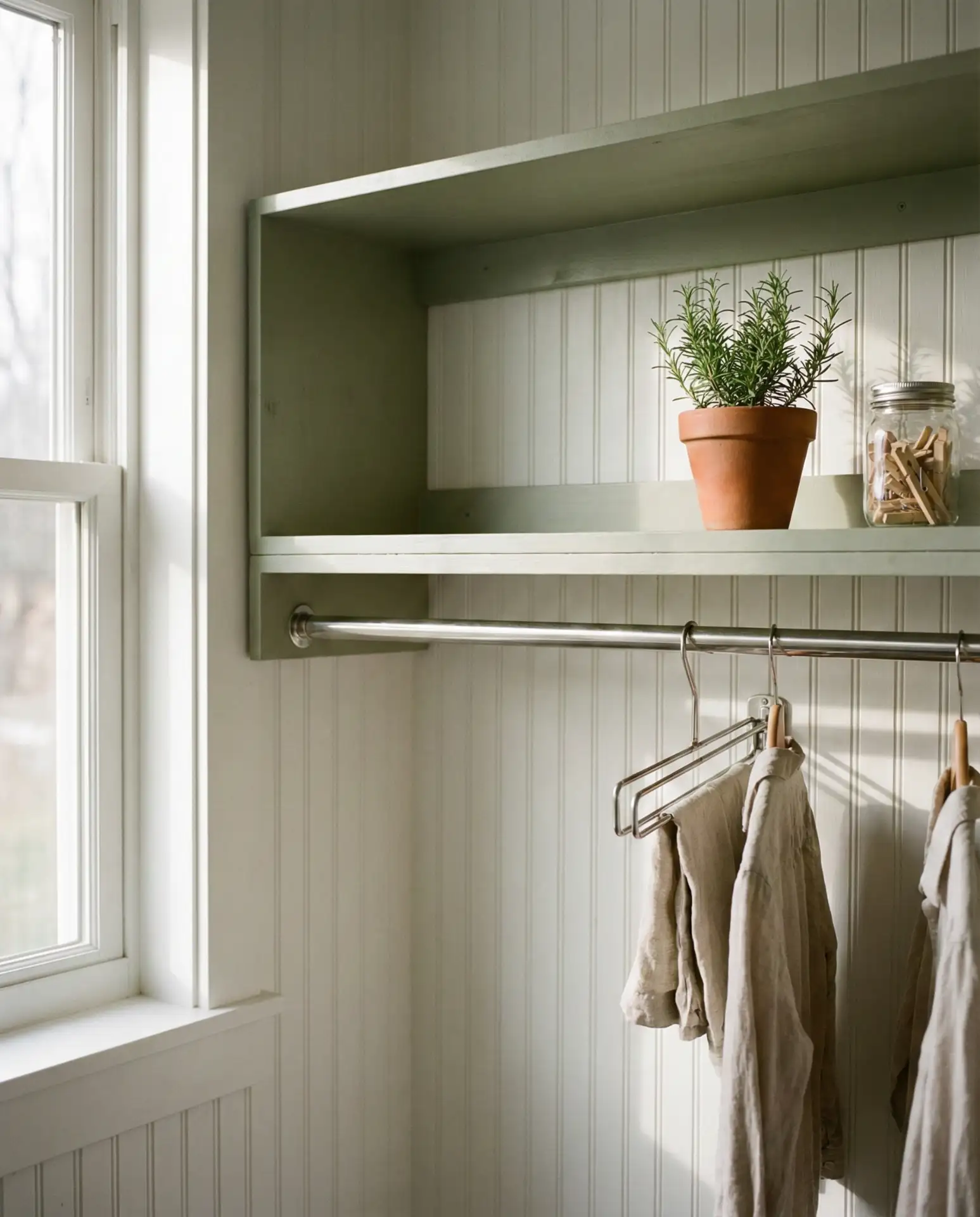 Simple Open Shelf and Rod Setup 1