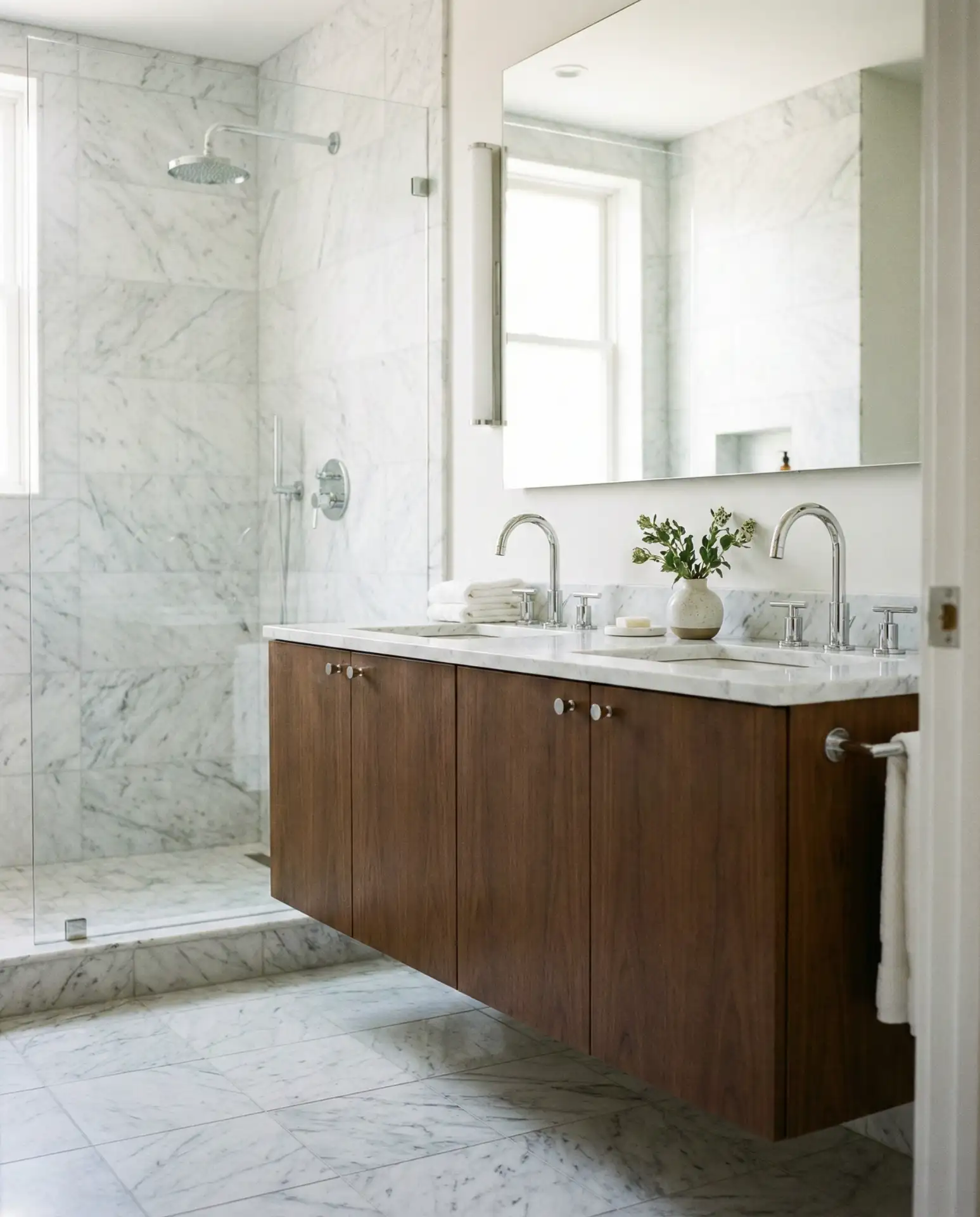 Soft White and Gray Marble Mix for Timeless Appeal 1
