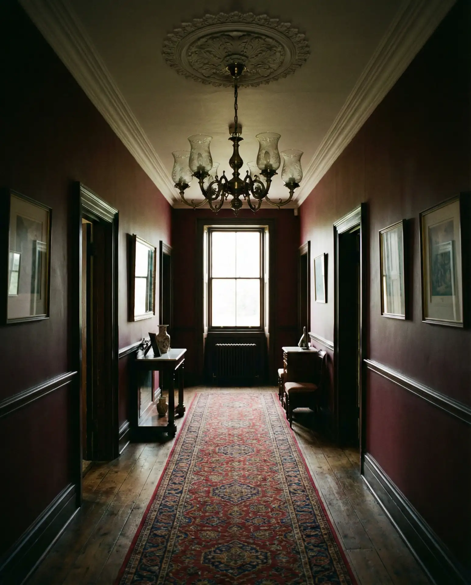 Victorian Ceiling Medallions with Period Fixtures 1