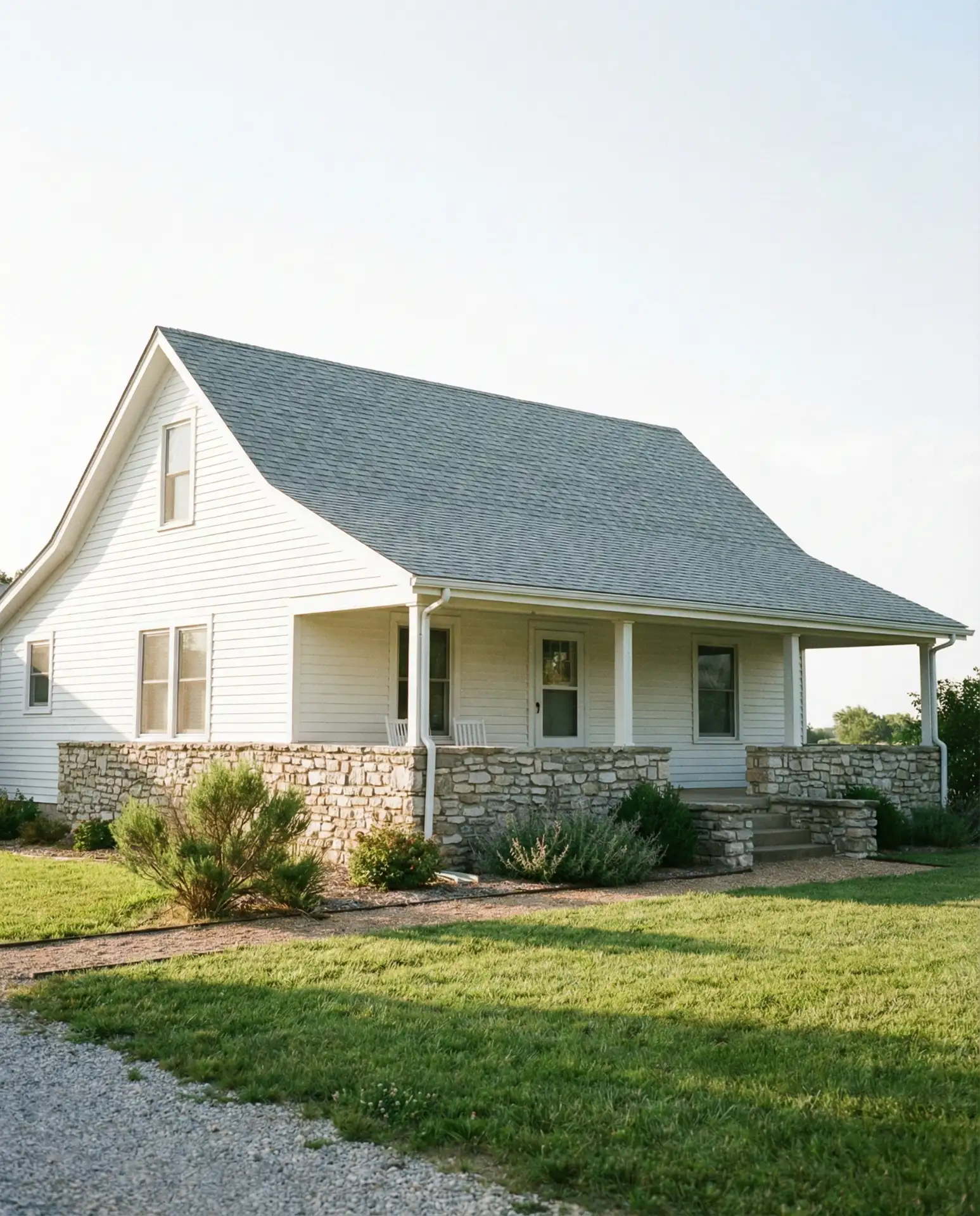 Soft White with Natural Stone Foundation 2