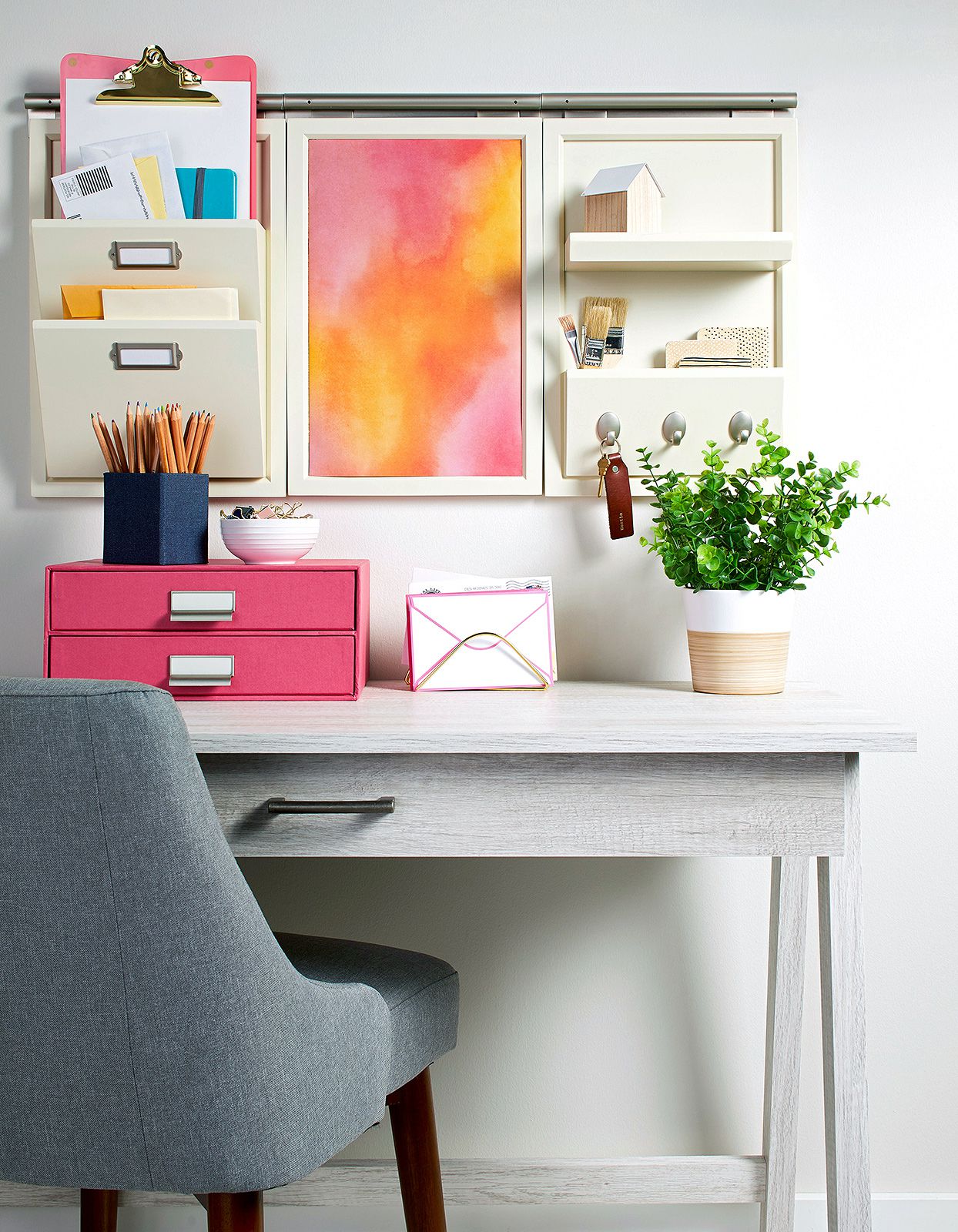 23 Easy Desk Organization Ideas