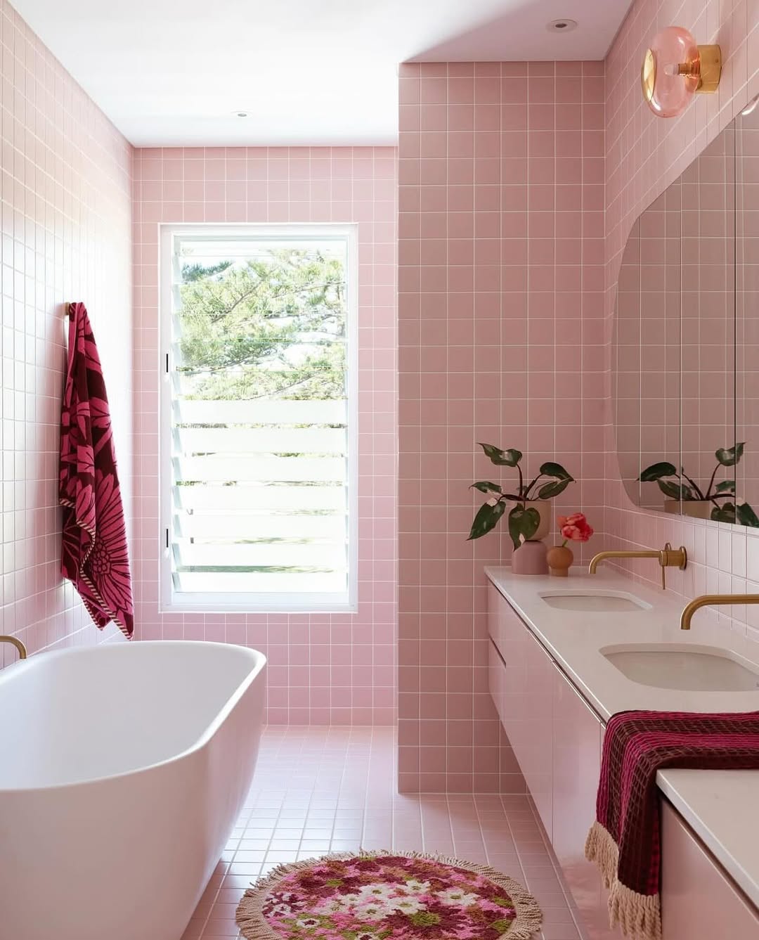23 Pink Bathroom Ideas That Blend Fun and Function with Style