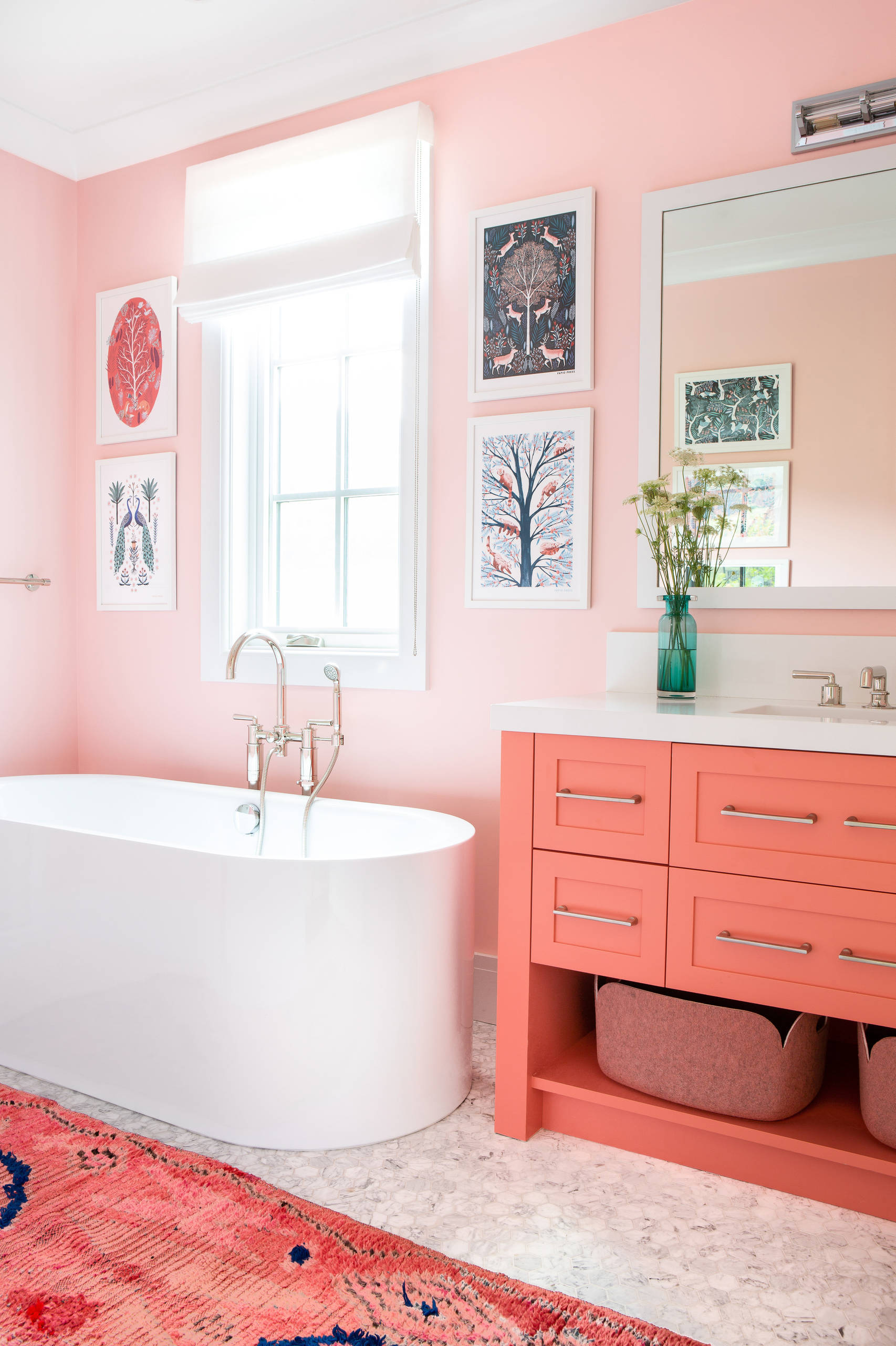 75 Bathroom with Pink Walls Ideas You'll Love - April, 2026 | Houzz