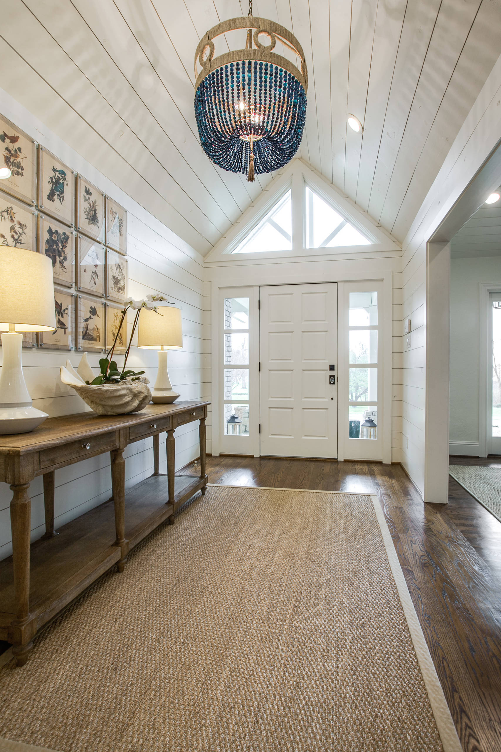 75 Coastal Entryway Ideas You'll Love - April, 2026 | Houzz