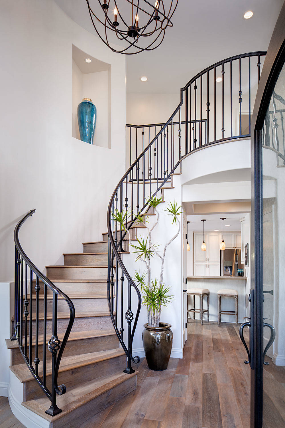 75 Curved Staircase Ideas You'll Love - April, 2026 | Houzz