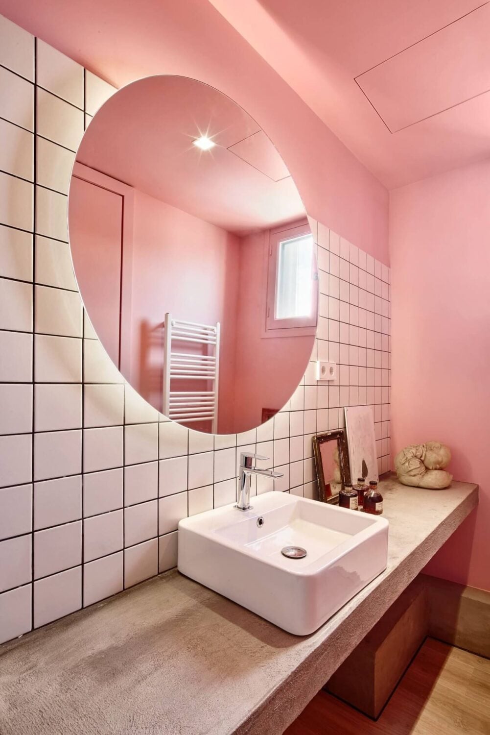 89 Pink Bathroom Ideas: From Hot Pink Walls to Blush Tiles - The Nordroom