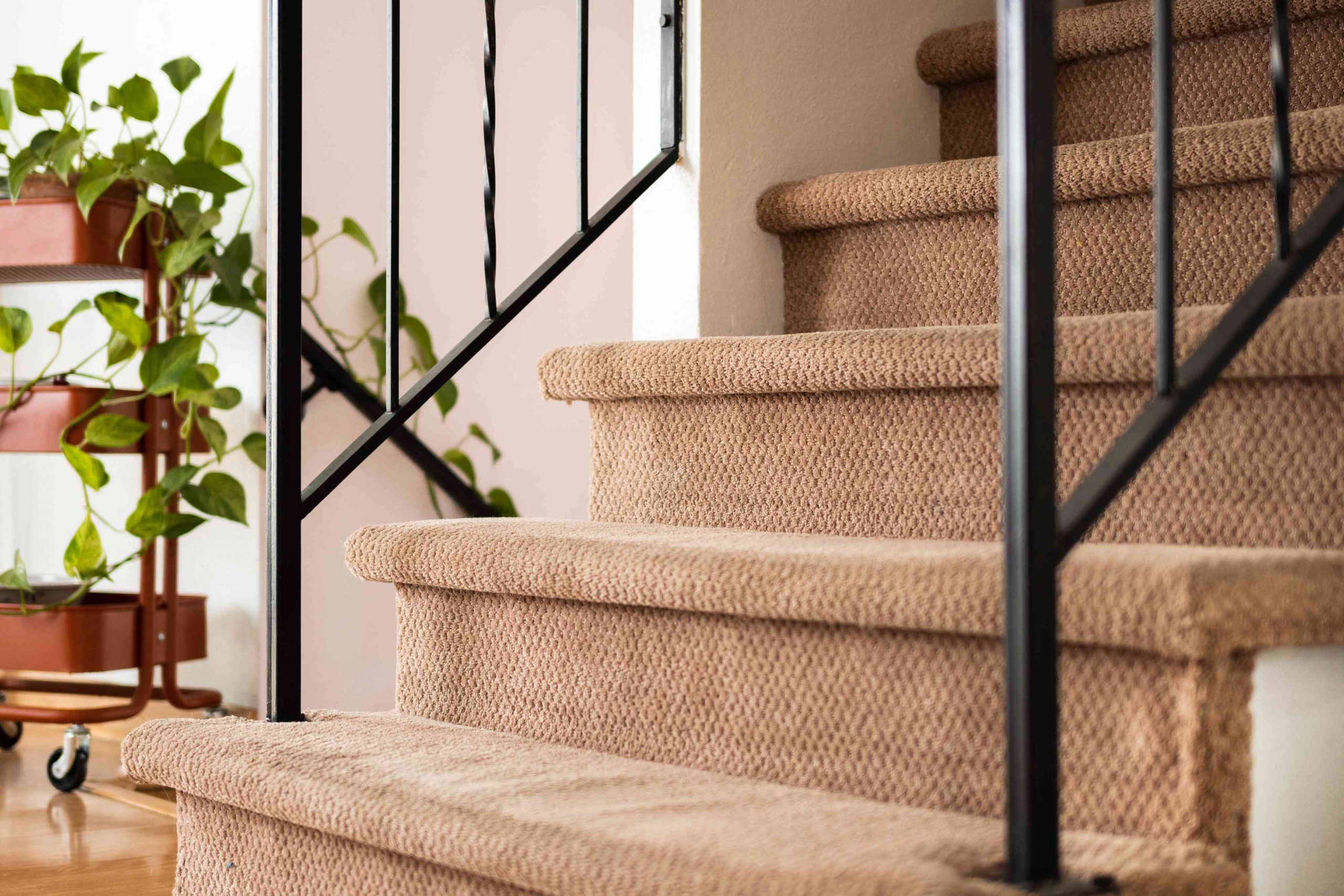 How to Choose the Best Carpet for Stairs