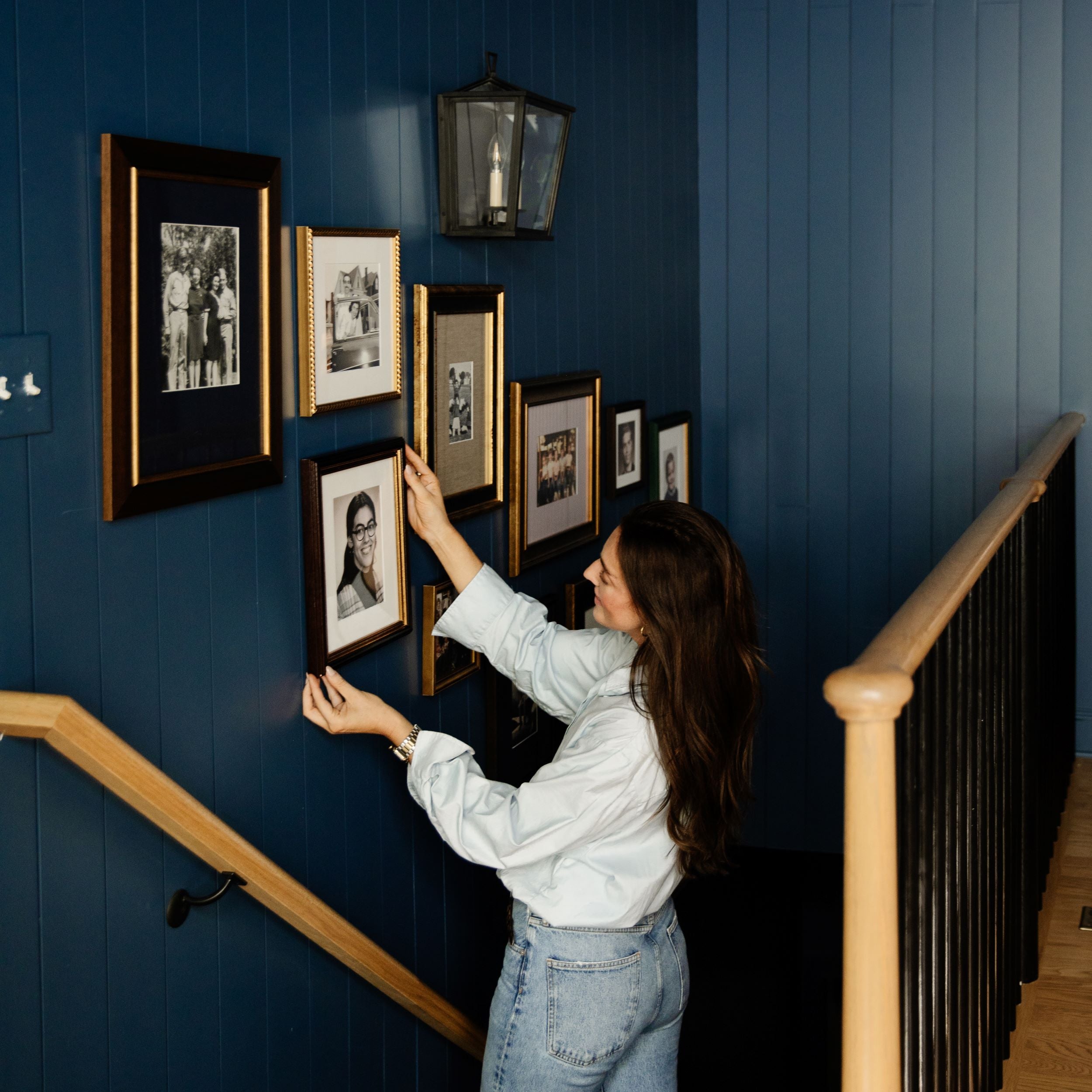 The Antiqued Staircase – Framebridge