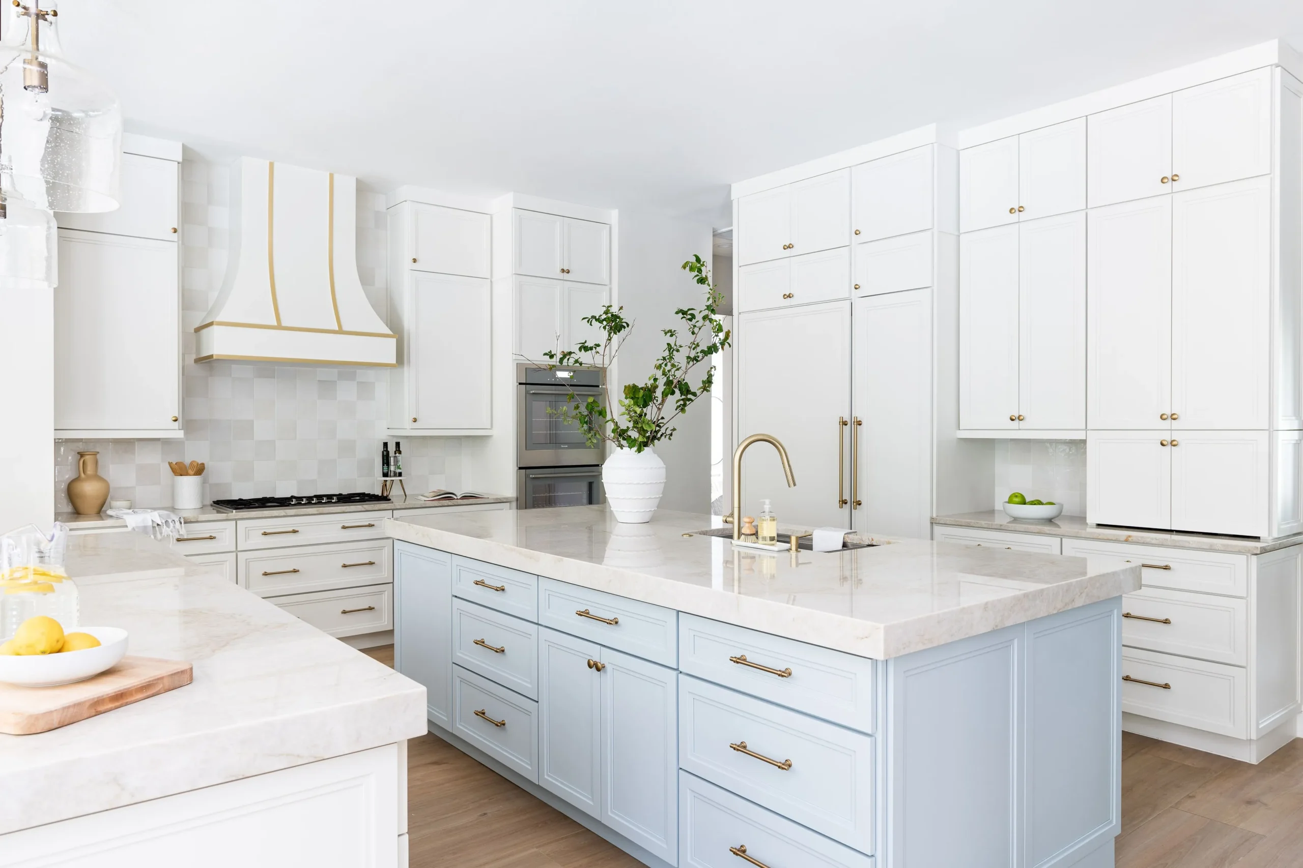 White Countertops That Never Go Out of Style