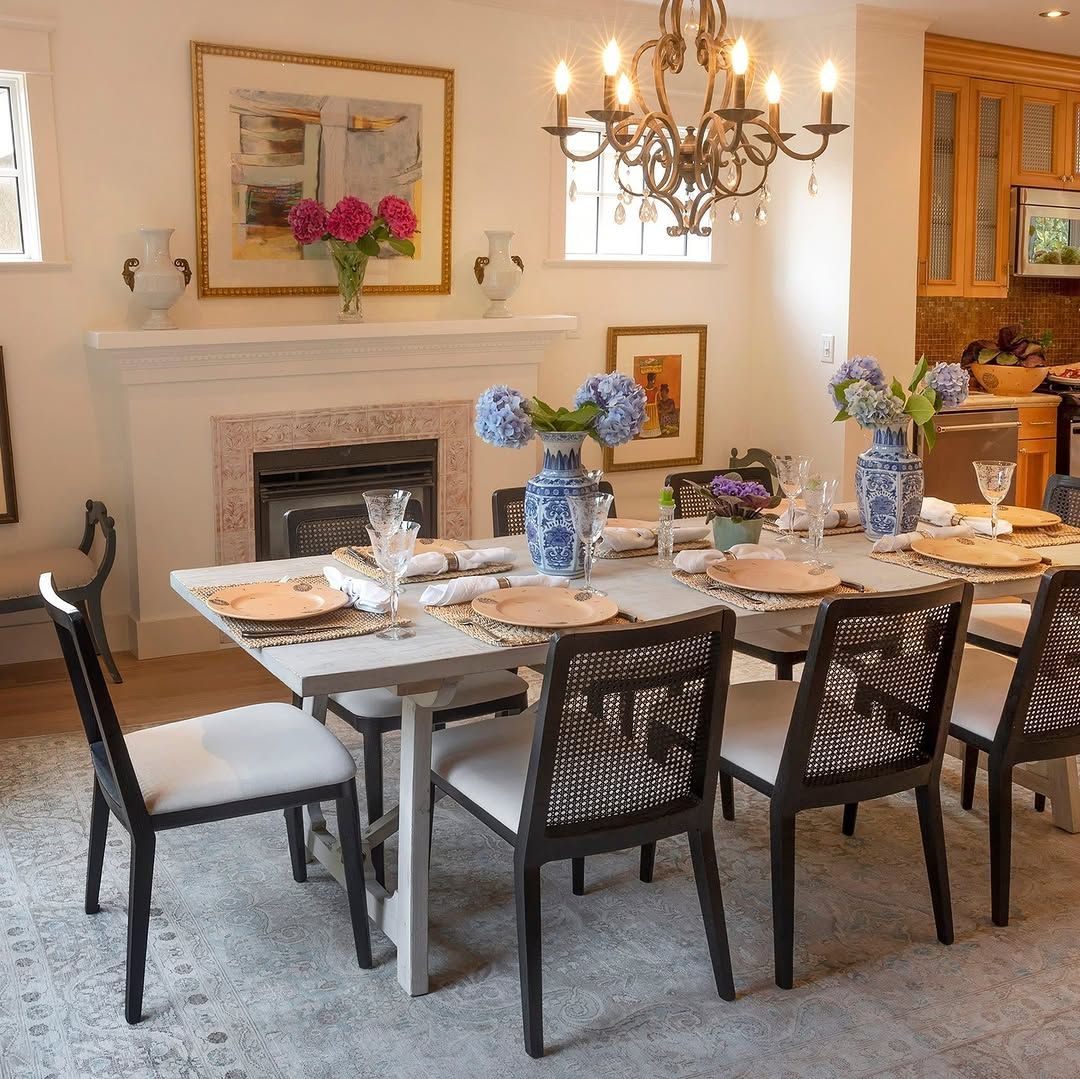 10 Dining Room Table Seating Ideas for 2026 Where Light Designs Replace Heavy Chairs