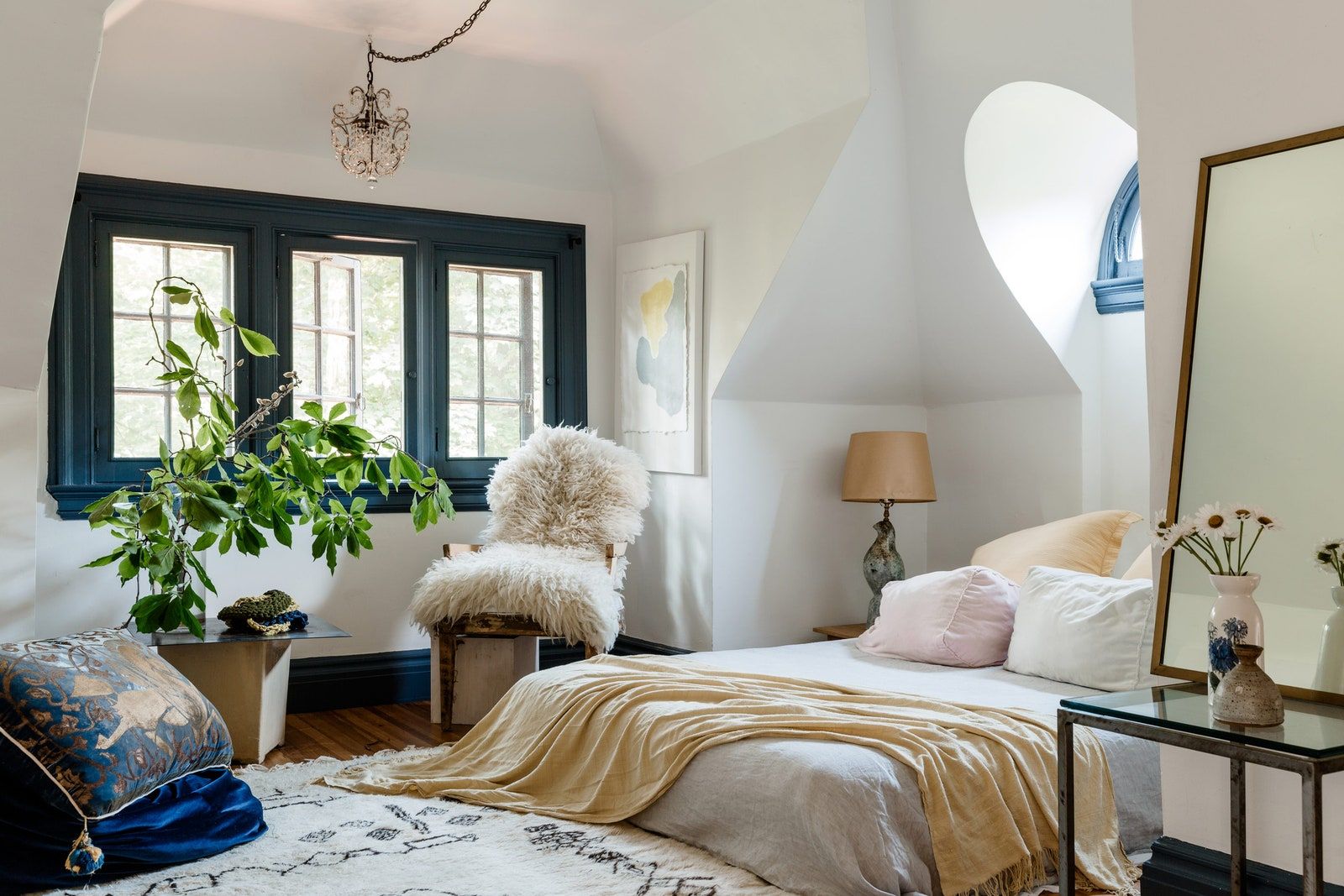 13 Cozy Bedroom Ideas That Will Make You Want to Stay in Bed All Day | Architectural Digest