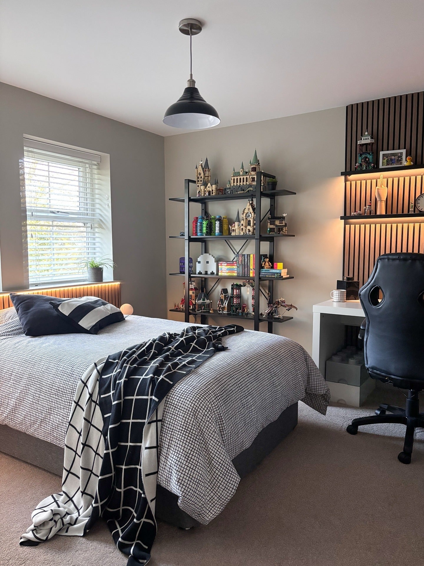 15 Best Teen Bedroom Ideas You Can DIY - Mockup Hunt