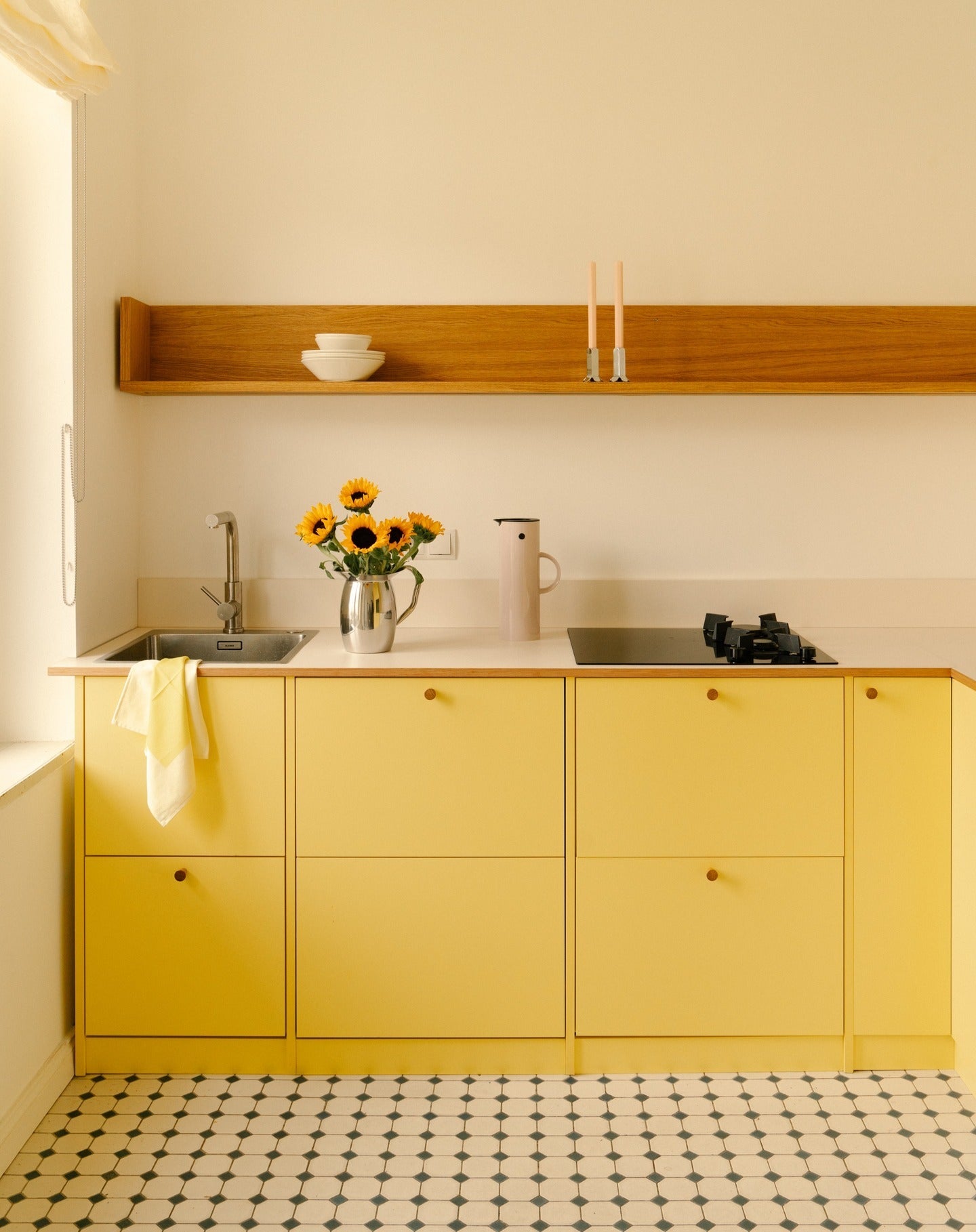 15 Fresh Yellow Kitchen Ideas That Actually Work – CreativeBooster