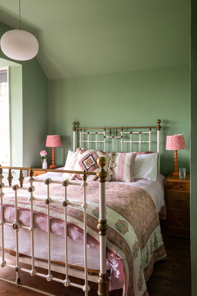 15 teenage bedroom ideas to make decorating a teen's space simple | Livingetc