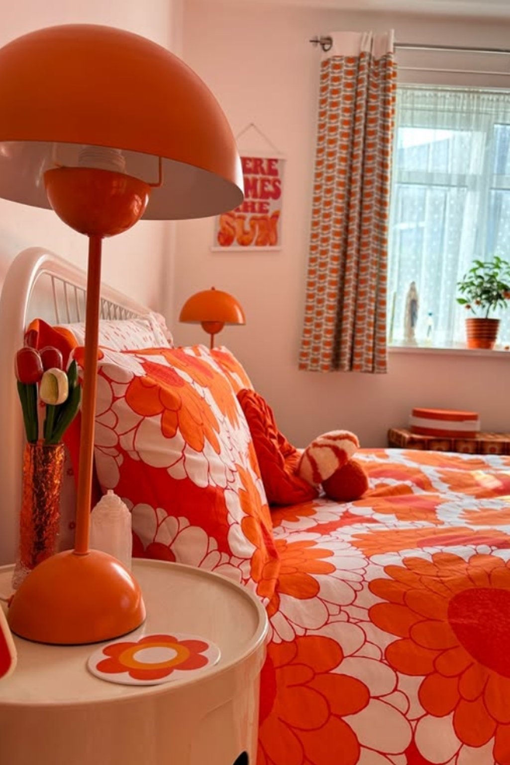 17 Orange Colour Bedroom Ideas to add Instant Warmth and Style | Cozy Haven Tales