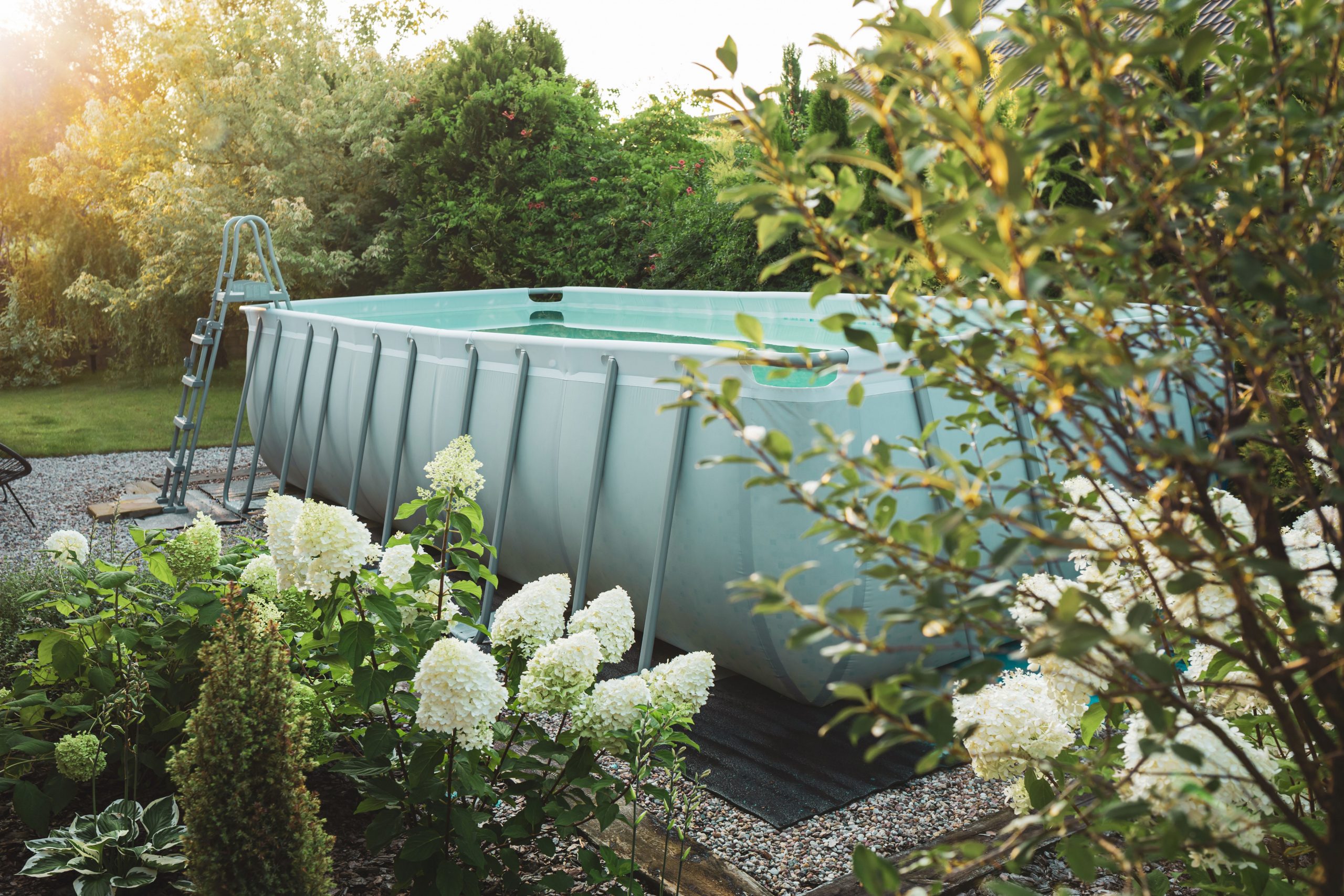 22 Above-Ground Pools Ideas for a Stylish Outdoor Space in 2025