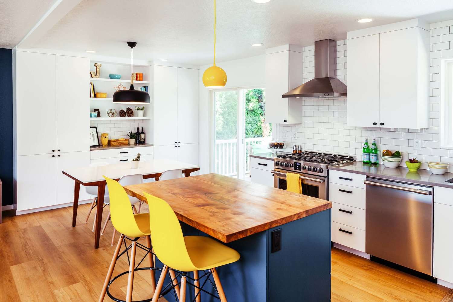 30 Beautiful Yellow Kitchen Ideas to Try