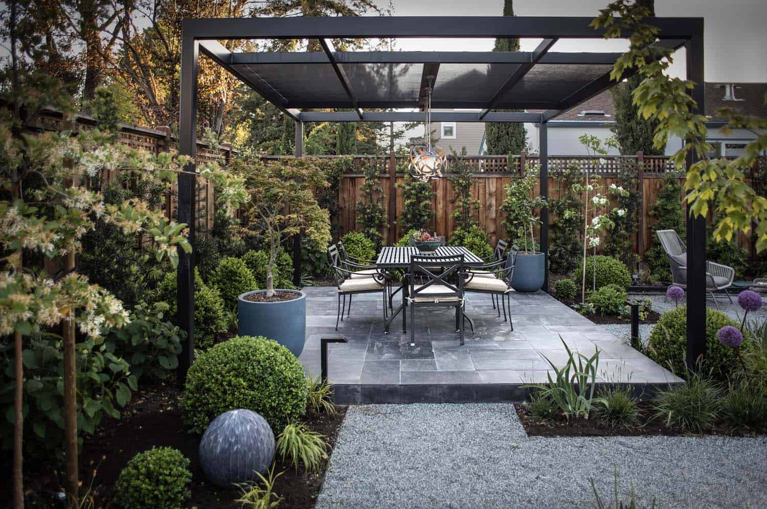 30 Best Backyard Small Patio Ideas For A Relaxing Retreat
