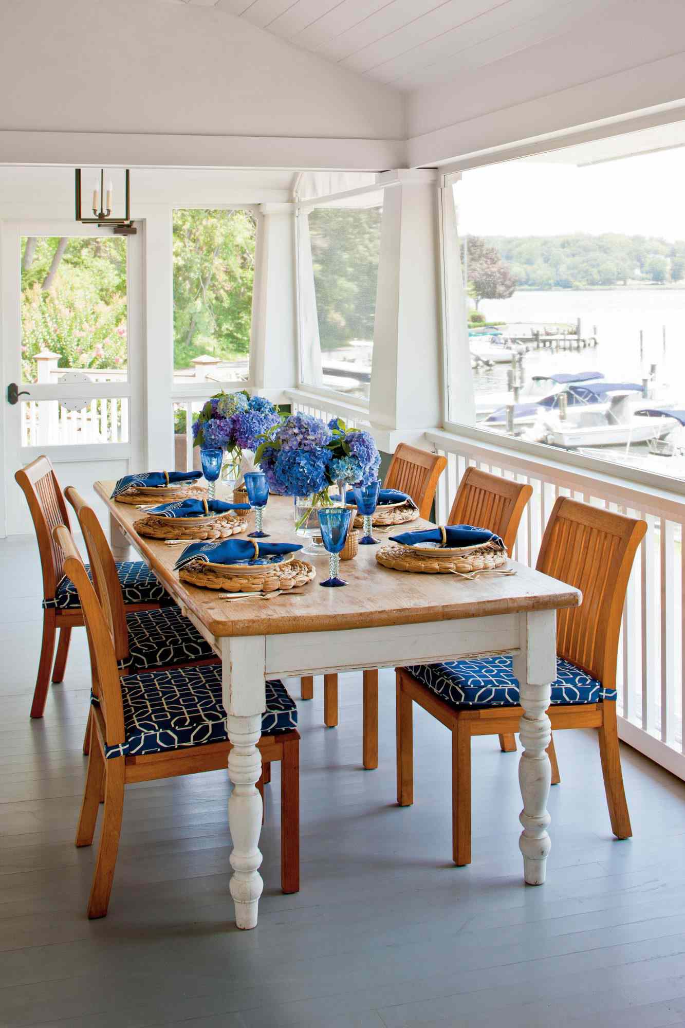 30 Screened-In Porches You'll Never Want To Leave