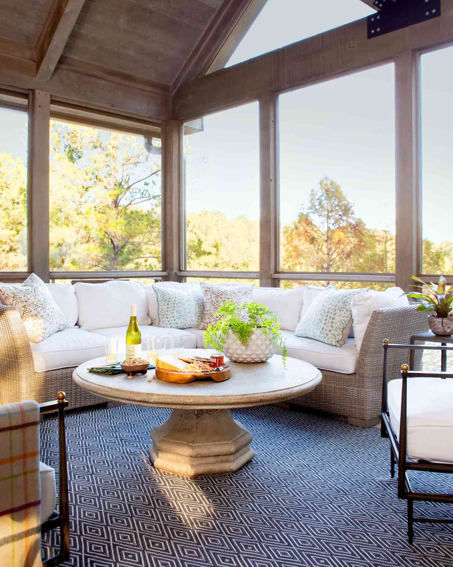 30 Screened-In Porches You'll Never Want To Leave