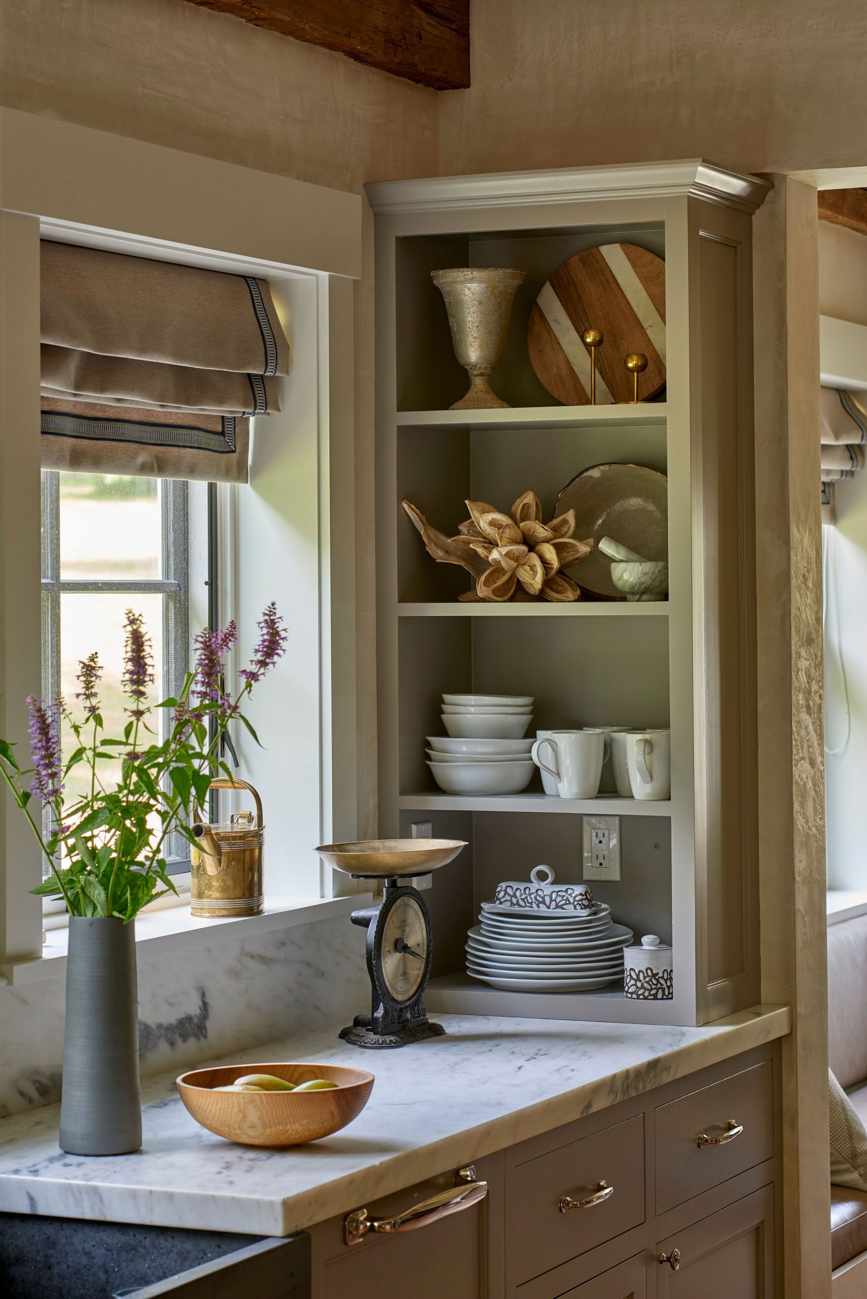 31 Butler Pantry Ideas for a Clean, Functional Space