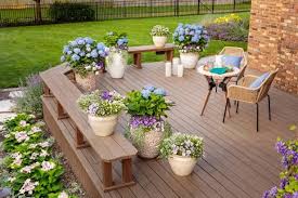 33 Small Backyard Landscaping Ideas | HGTV