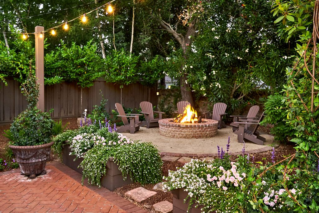 38 Outdoor Fire Pit Ideas To Transform Your Backyard in Time for Spring | Architectural Digest