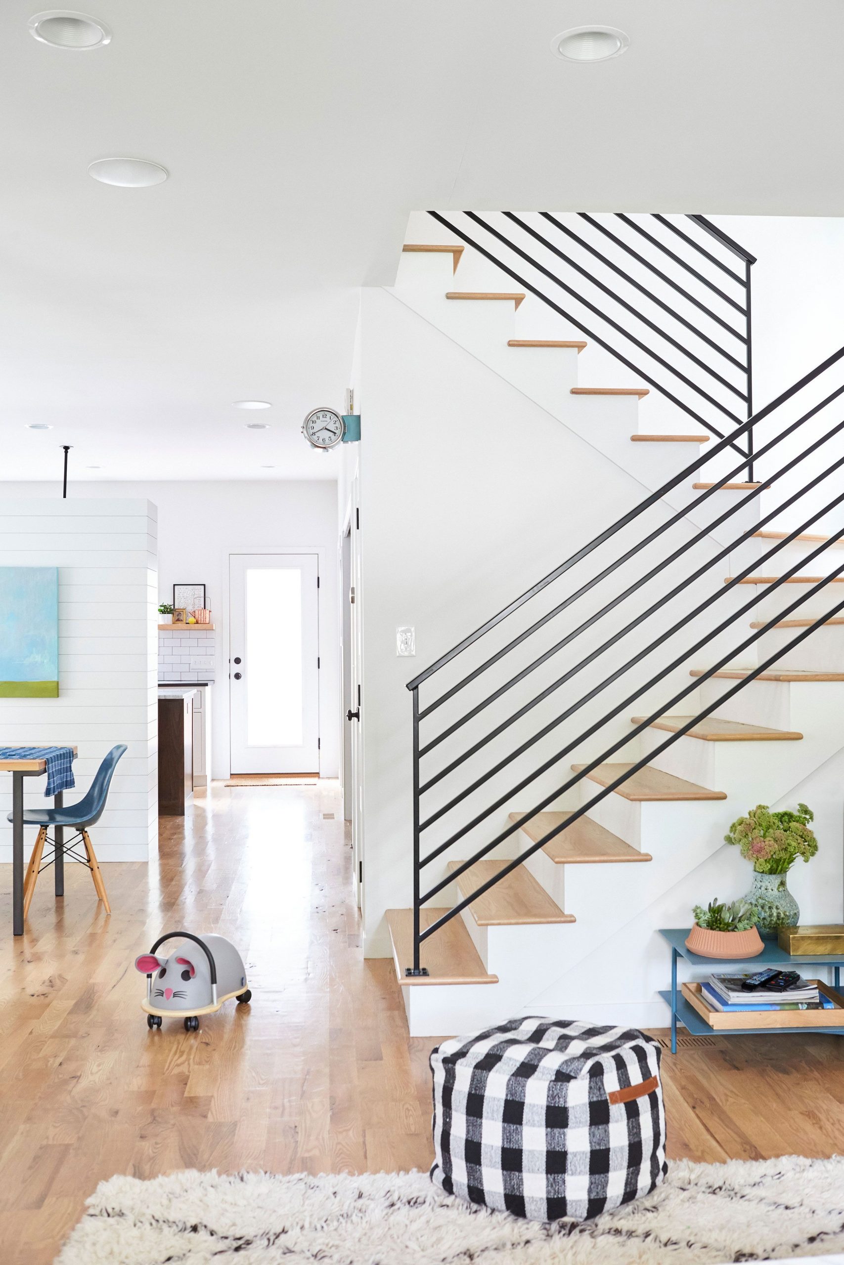 39 Staircase Ideas With Focal Point Features