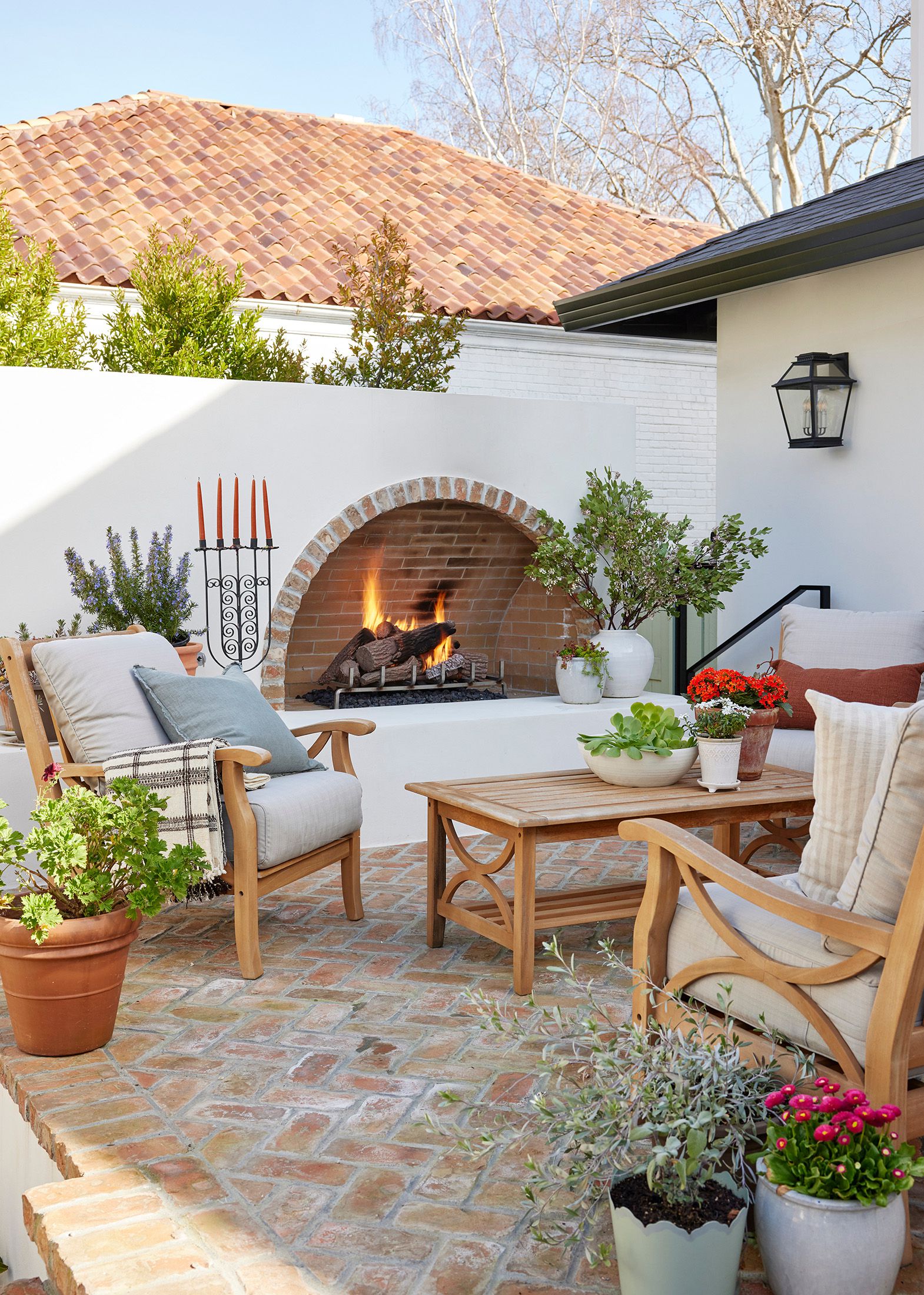44 Outdoor Patio Ideas for a Place You'll Never Want to Leave