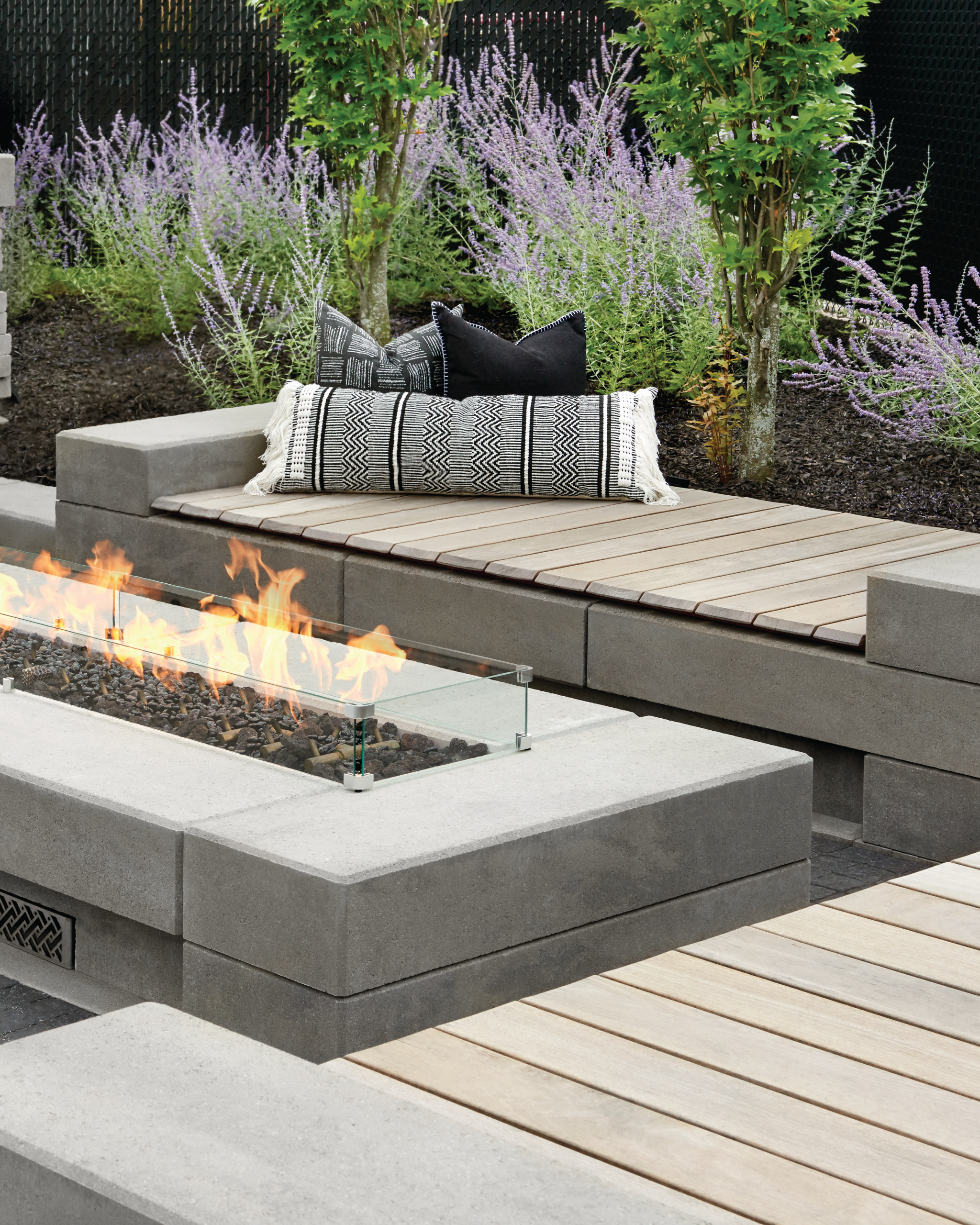 6 low-cost backyard remodeling ideas | Techo Bloc