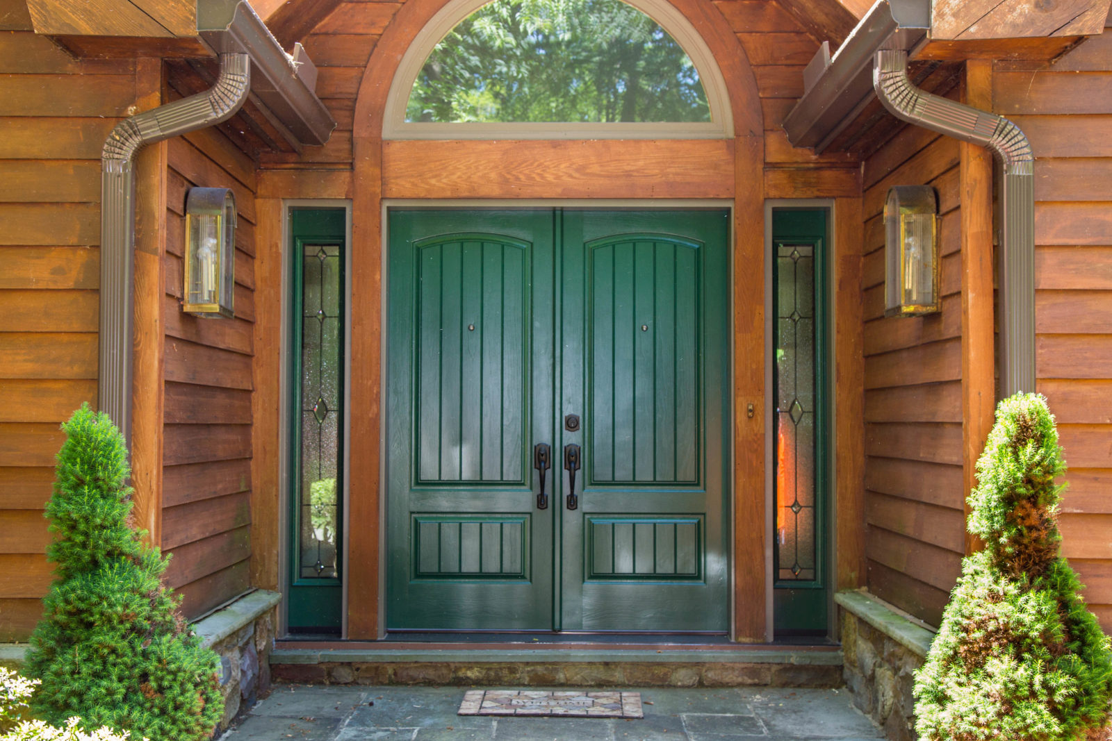 6 Tips for Choosing the Best Front Door Color - Zephyr Thomas