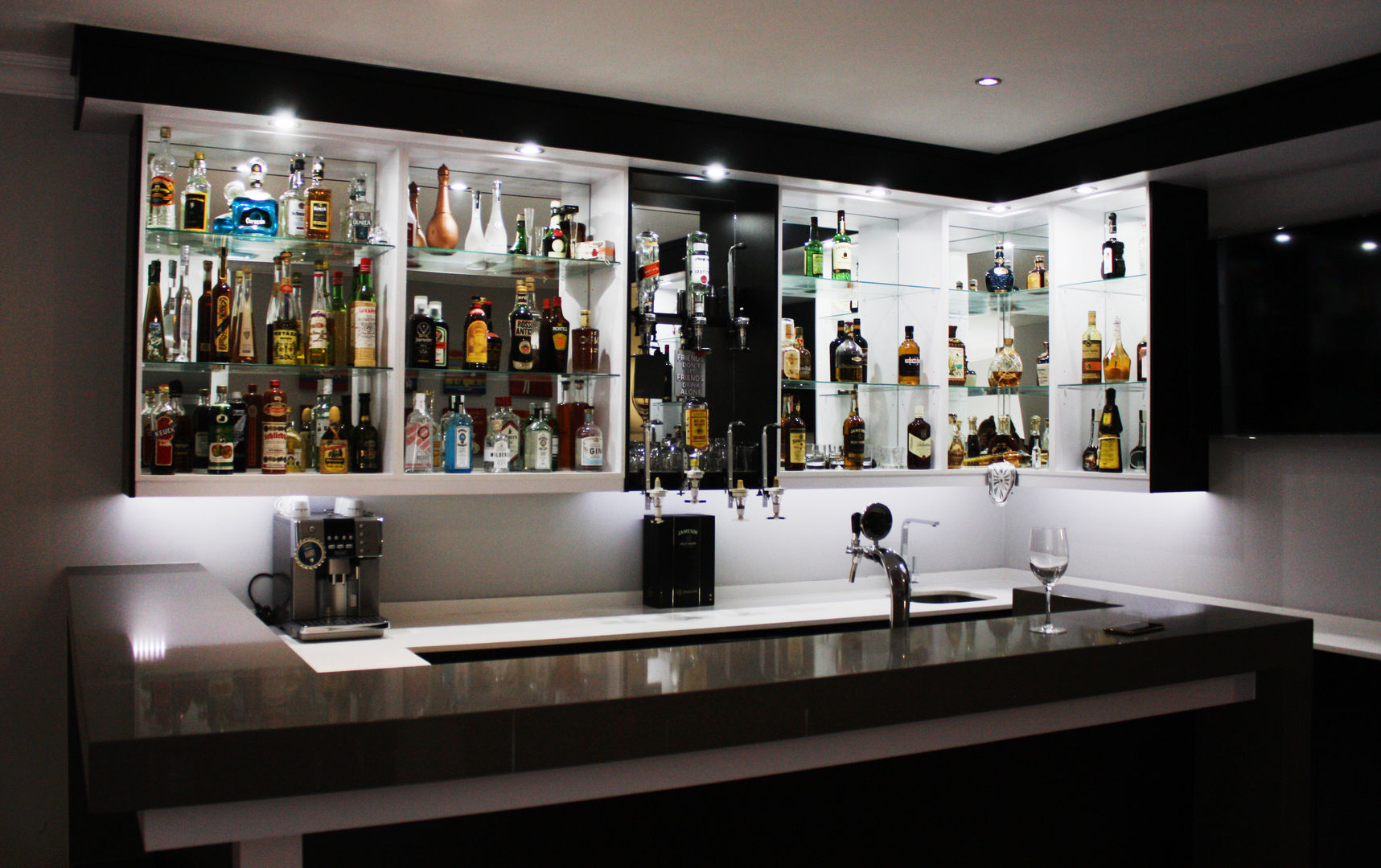 7 home bar ideas for New Year 's Eve 2020 | homify