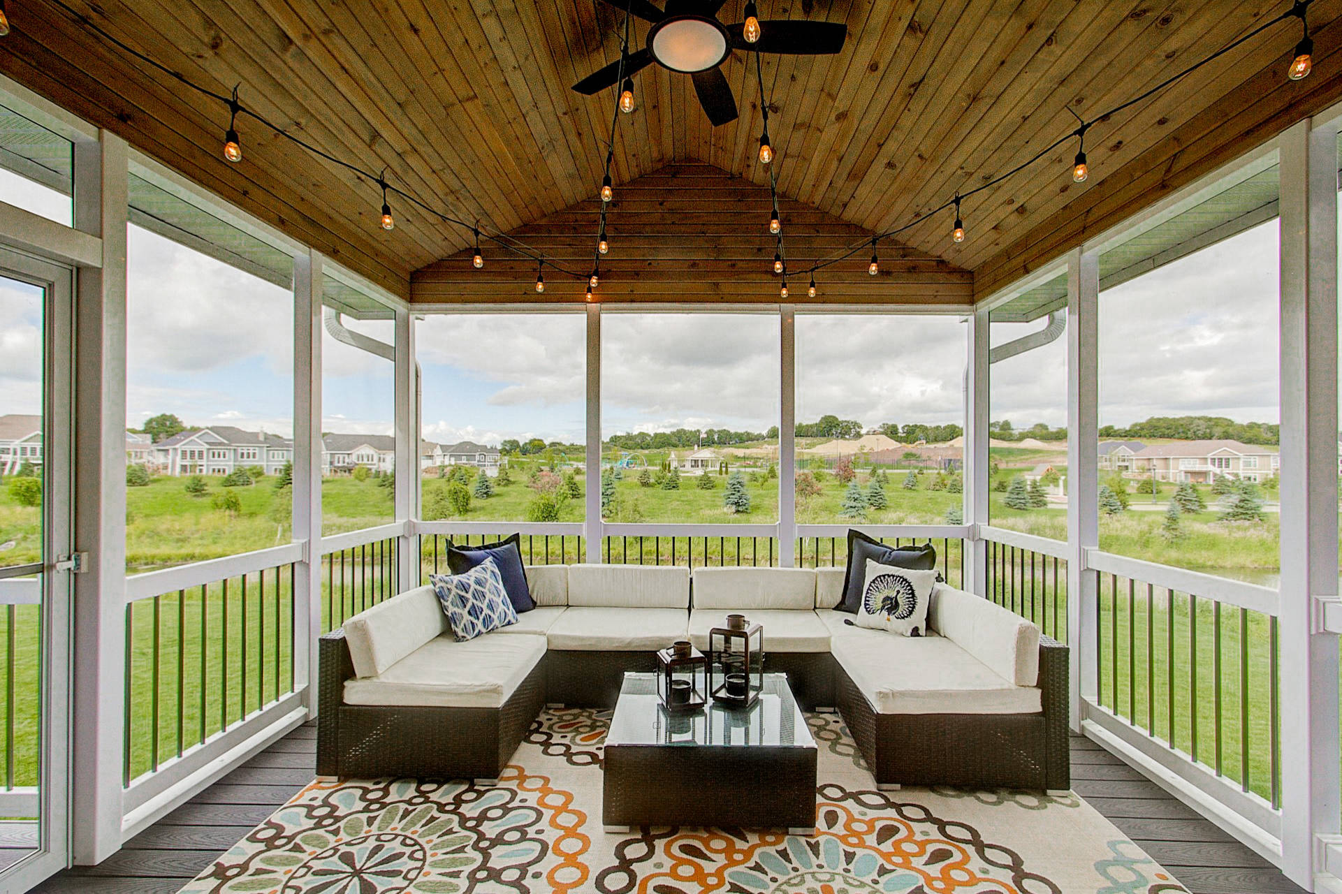 75 Screened-In Porch Ideas You'll Love - May, 2026 | Houzz