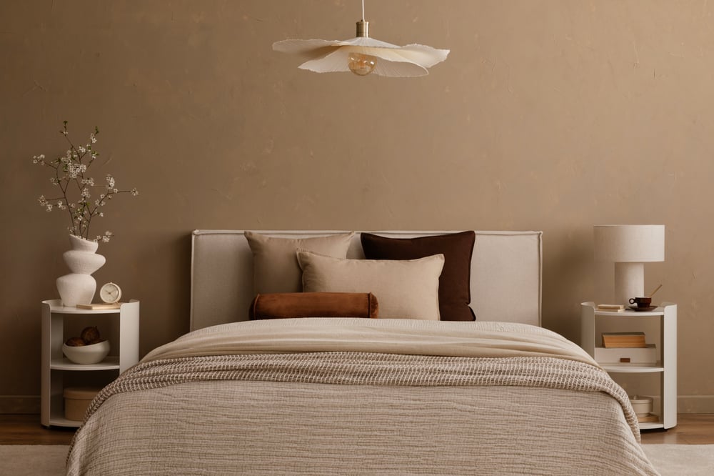 8 Earthy Bedroom Designs