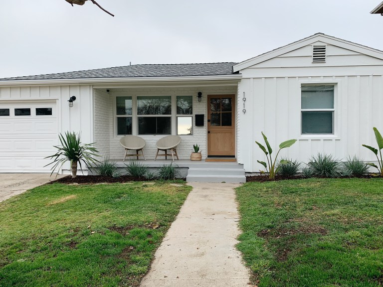 A Modern White Coastal Bungalow Transformation - Jaime J Scott