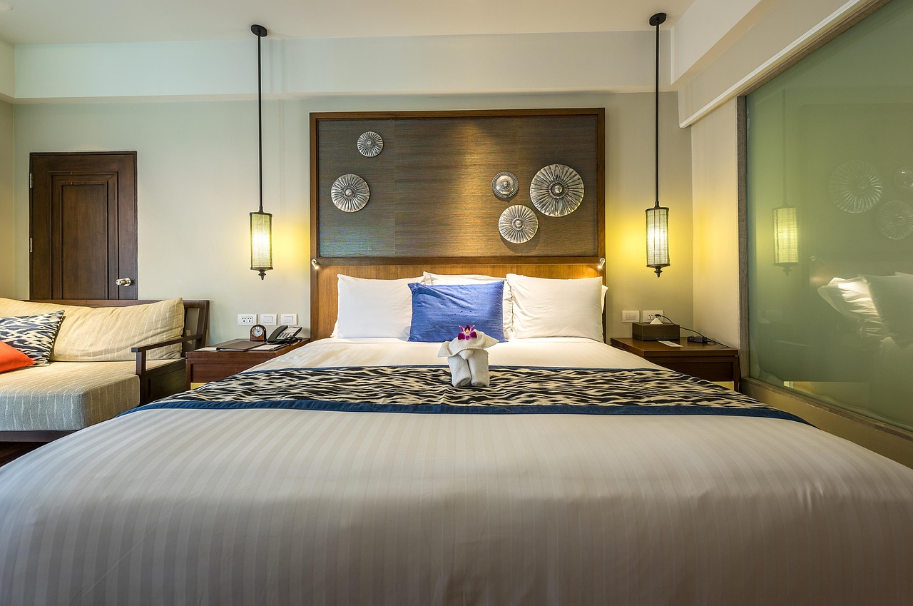 bedroom, apartment, architecture, bed, classic, cupboard, design, elegant, furniture, mirror, house, hotel, in the house, inside, luxurious, pane, room, space, extensive, type, modern, set, throughout