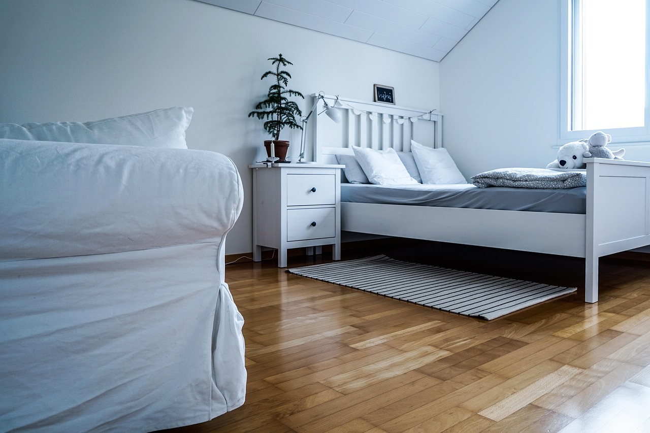 bedroom, bed, dresser, white, carpet, room, pillow, sleep, home, relaxation, furniture, comfortable, lifestyle, bedroom, bedroom, bedroom, bedroom, bedroom, dresser, dresser, dresser, dresser, dresser