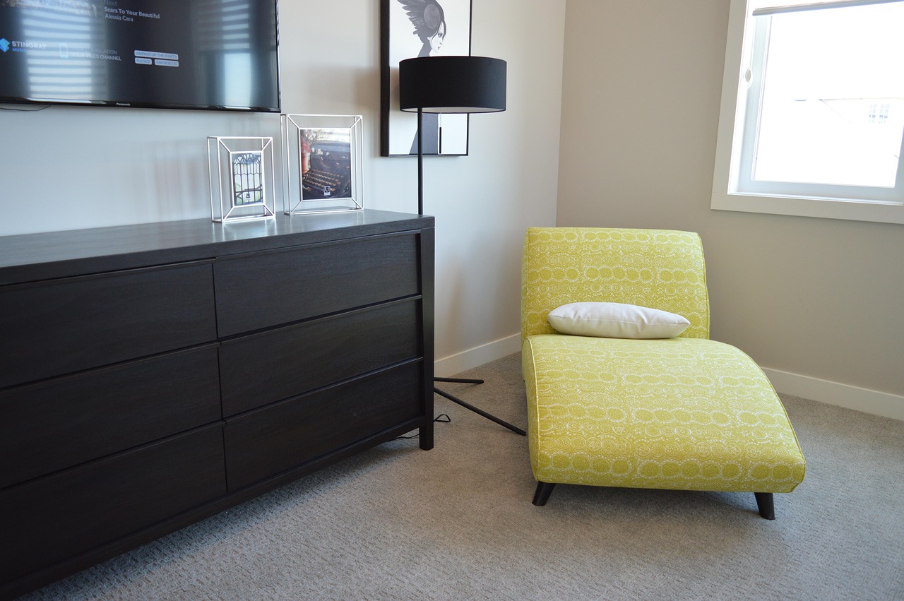 chaise, chair, lounger, bedroom, dresser, lamp, furniture, home, residence, room, house, decor, yellow, chaise, chaise, chaise, chair, chair, chair, chair, bedroom, bedroom, bedroom, dresser, dresser,
