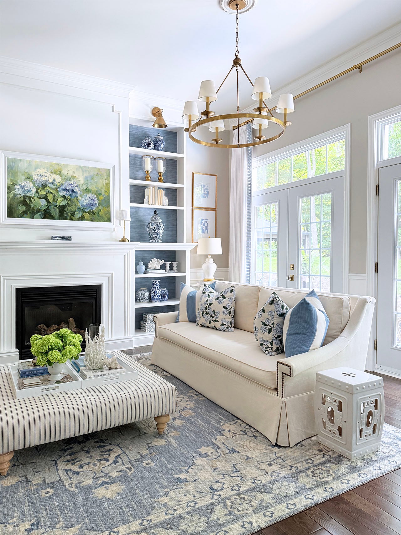 CHIC & SIMPLE SUMMER LIVING ROOM DECOR | CitrineLiving