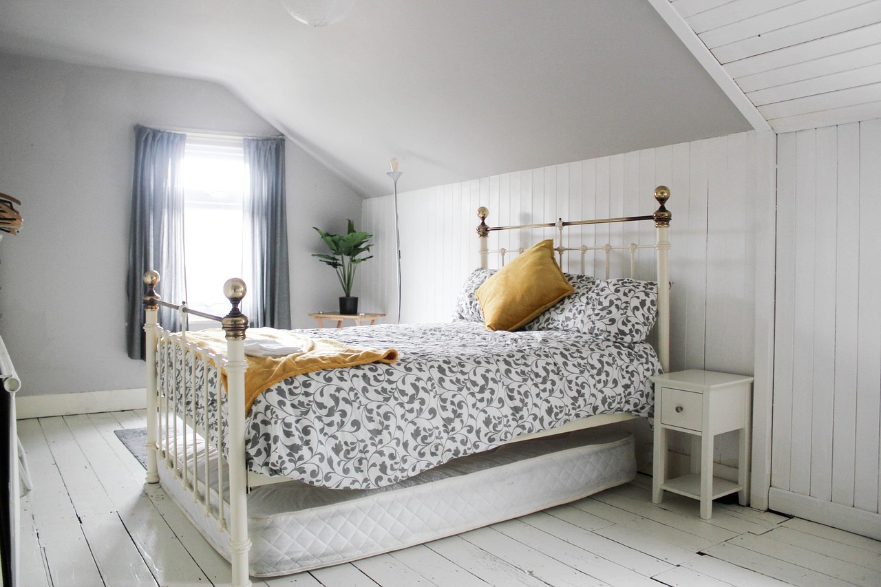 clean, cosy bedroom, luxury, beds, light, room, furniture, comfort, cozy, romantic, bedspread, gray room, gray bed, gray bedroom, gray clean, cosy bedroom, cosy bedroom, bedspread, bedspread, bedsprea