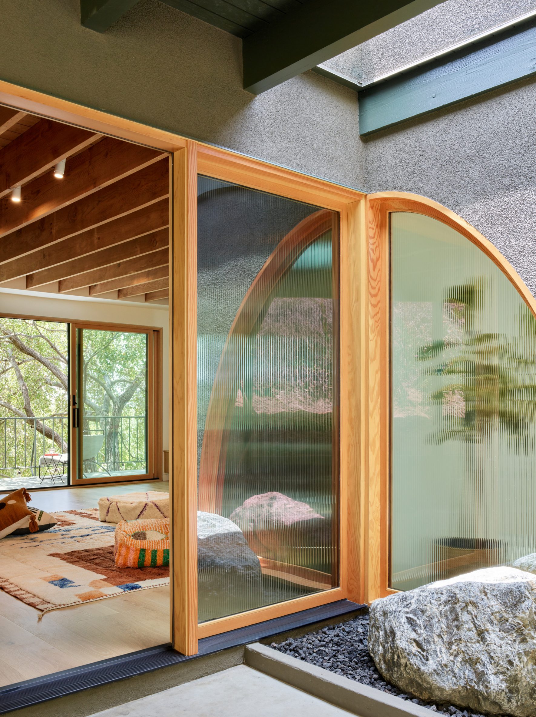 Cover Architecture turns Pasadena home into 'sanctuary for living'