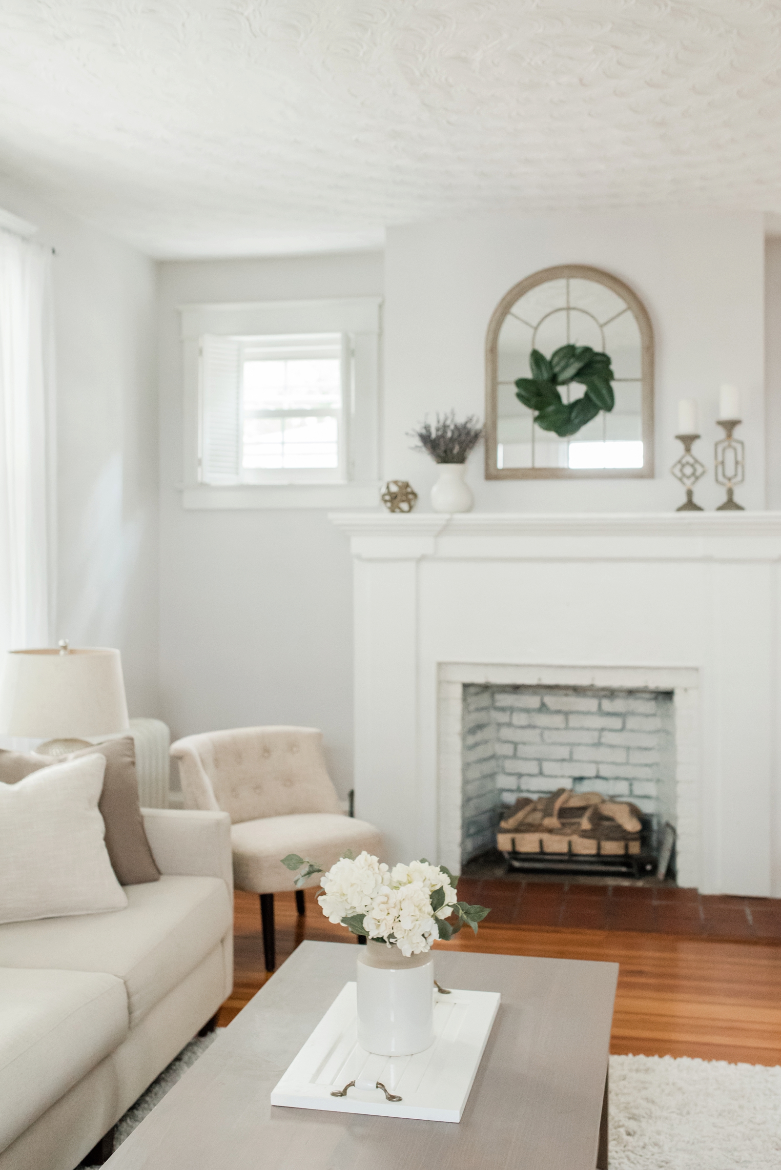 Craftsman Living Room Makeover | Virginia Wedding Photographer | Audrey Rose Photography