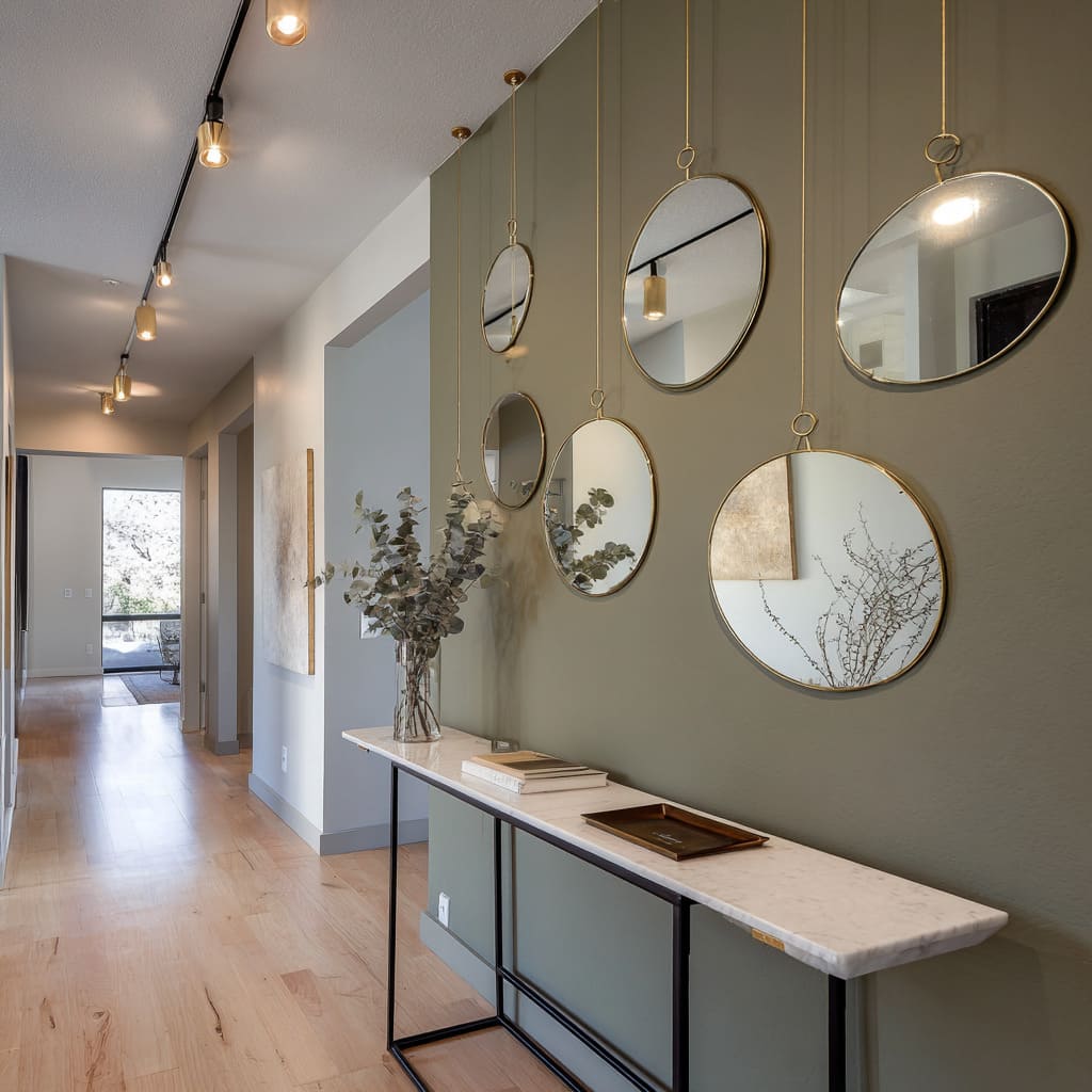 Hallway Mirror Ideas: Visual Strategies for Modern Hallways